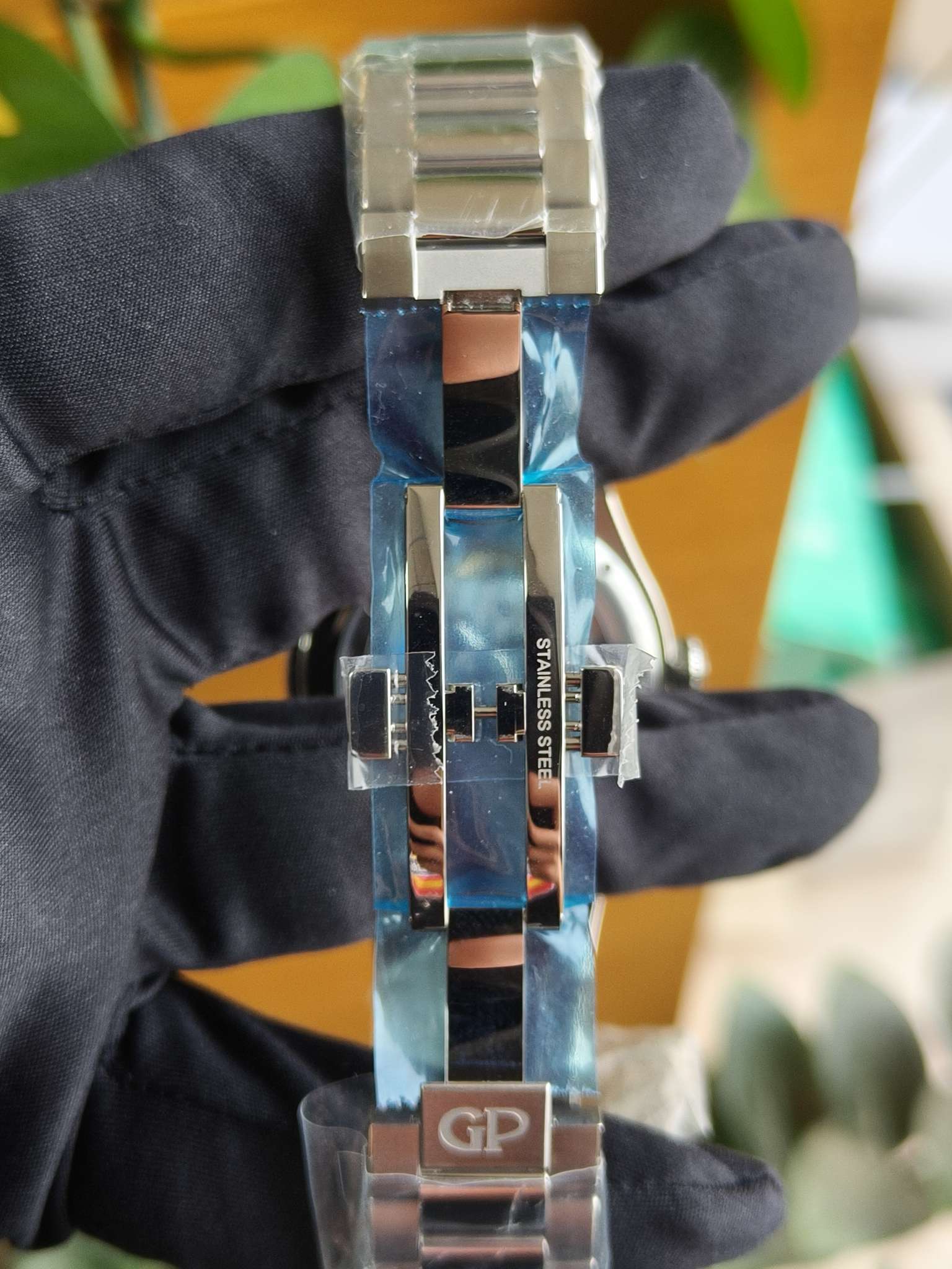 Girard Perregaux 81010-11-3153-1CM detail 3
