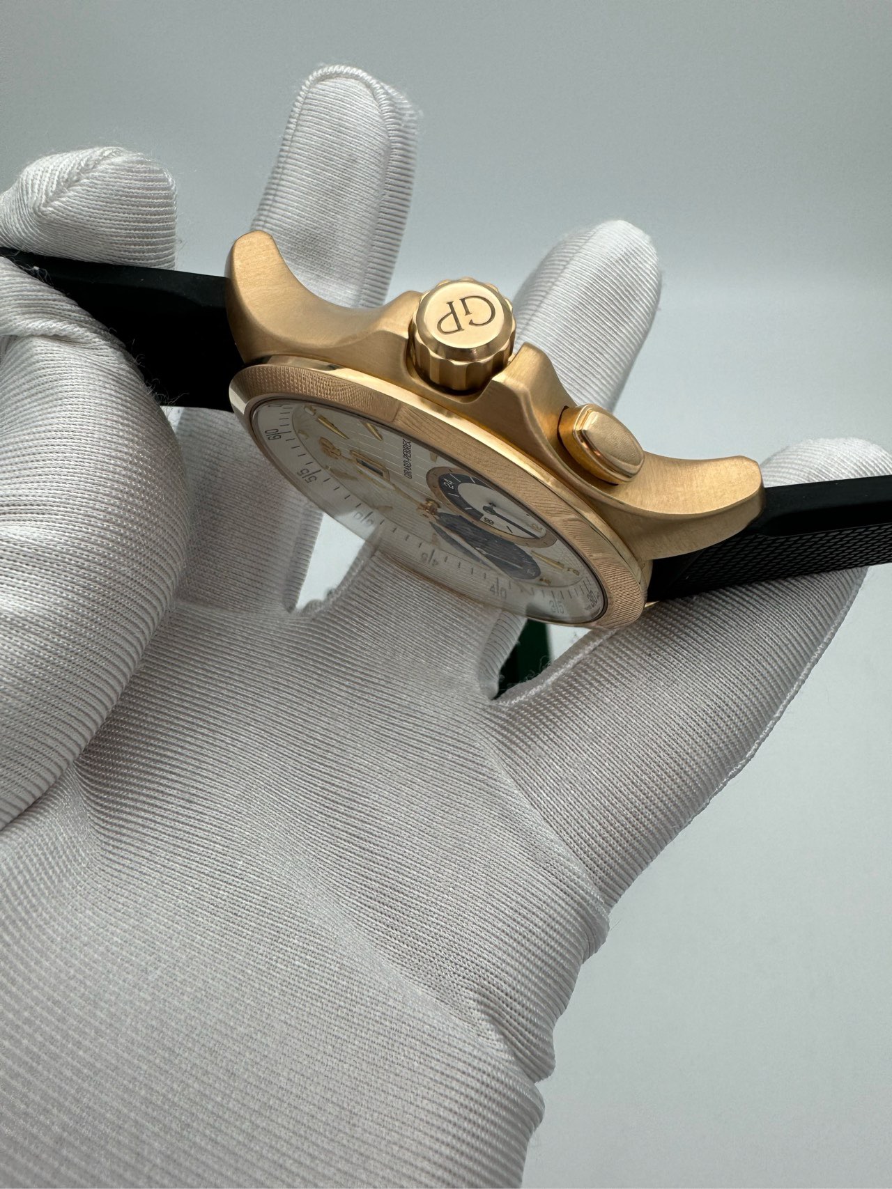 Girard Perregaux 49655-52-131-BB6A detail 3