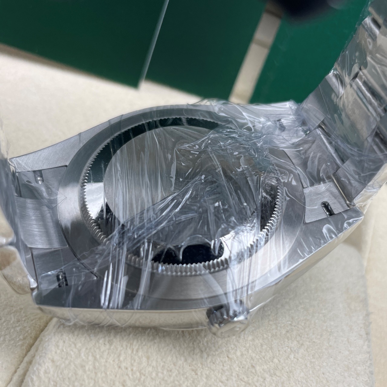 Rolex 124300-0003 detail 5