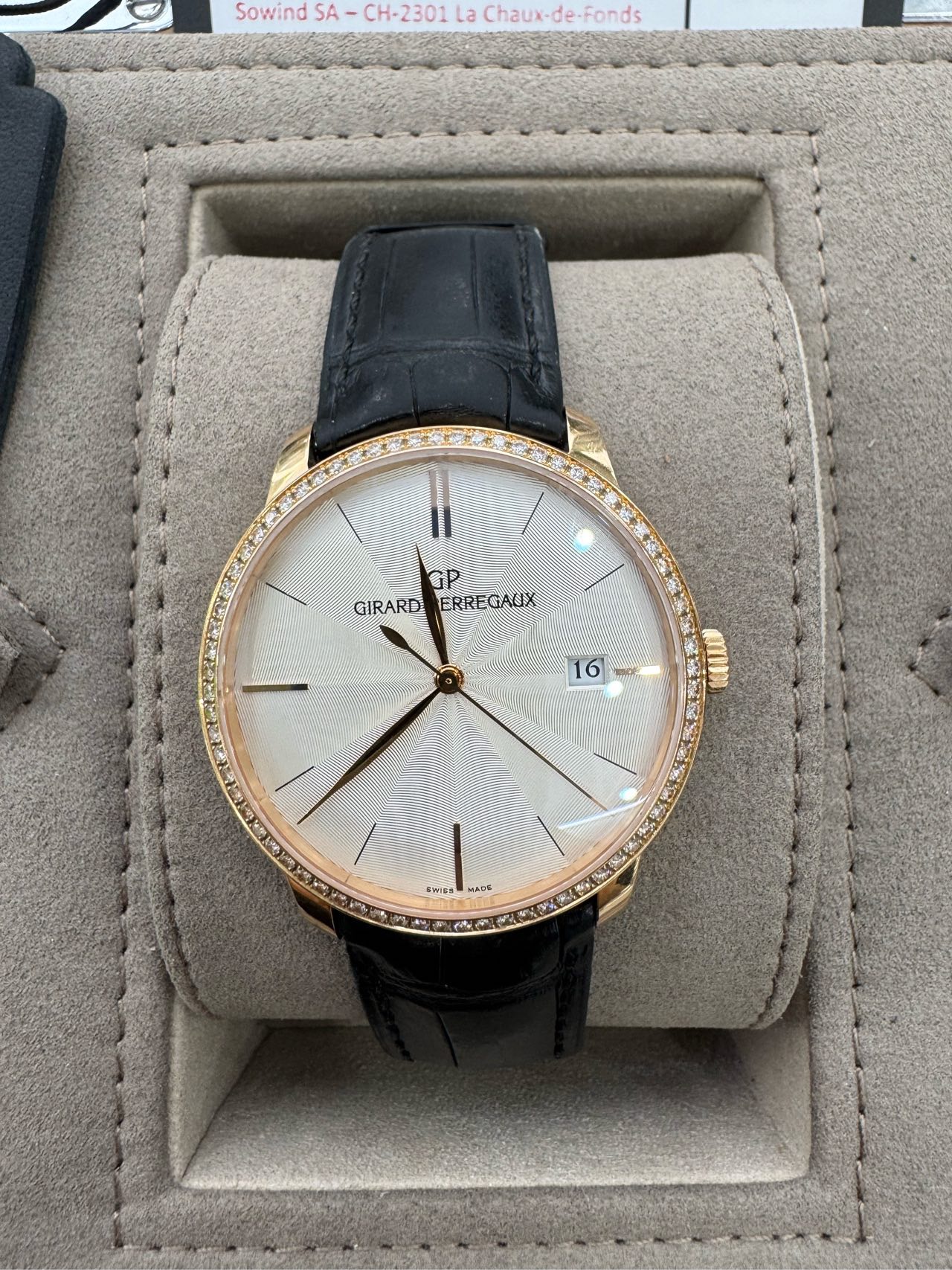 Girard Perregaux 49525D52A133-BB60