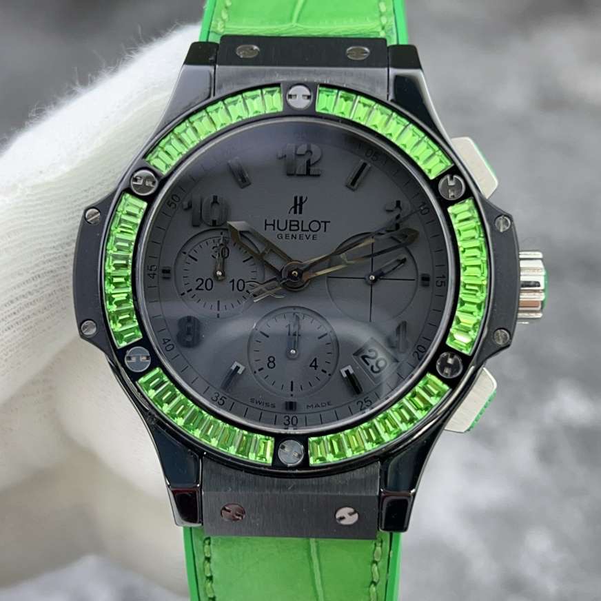 Hublot 341.CG.1110.LR.1922