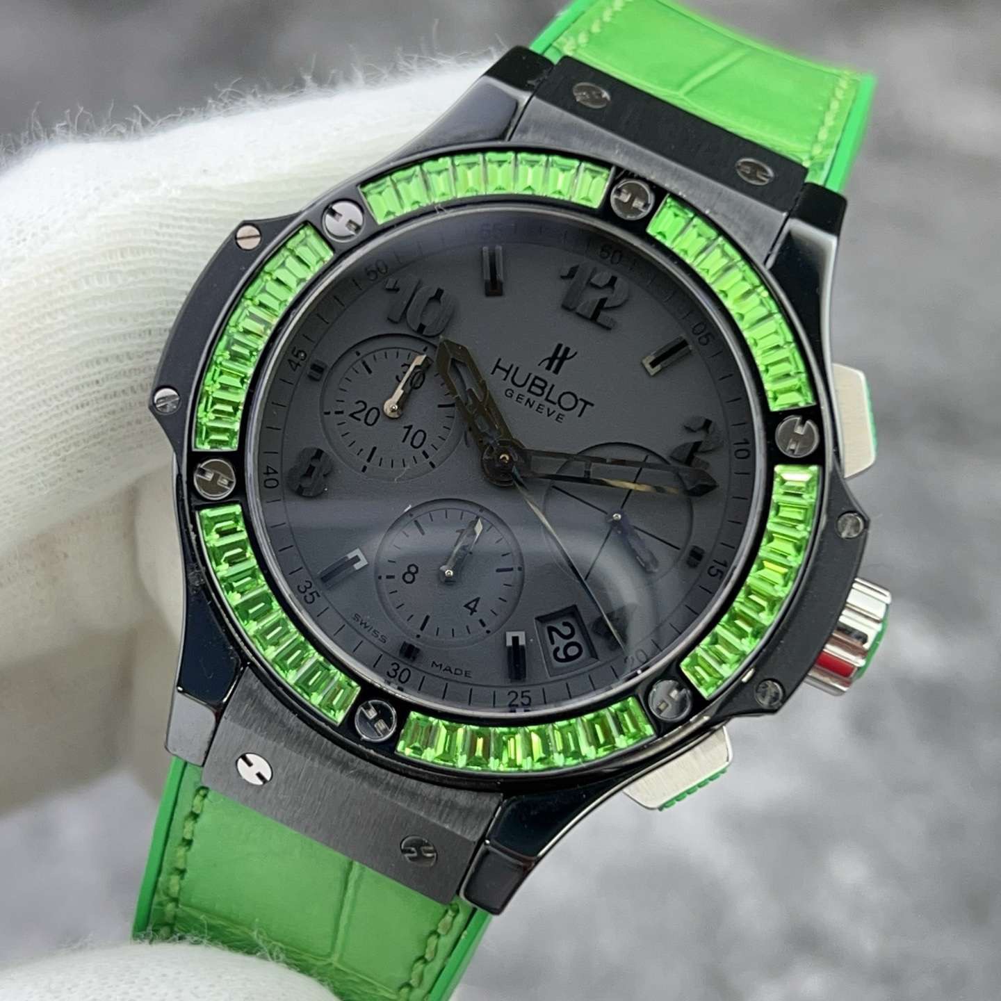 Hublot 341.CG.1110.LR.1922 detail 3