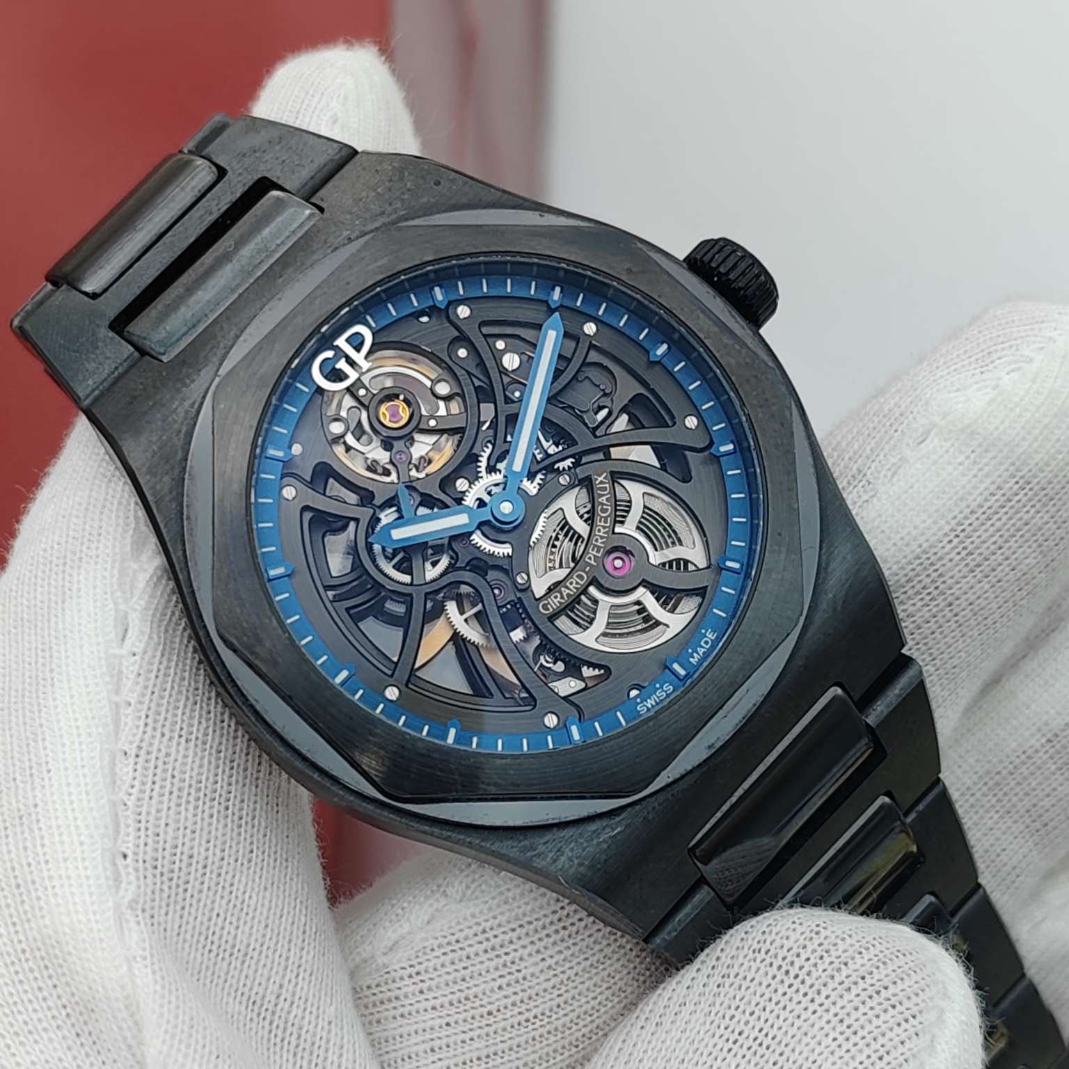 Girard Perregaux 81015-32-432 detail 2