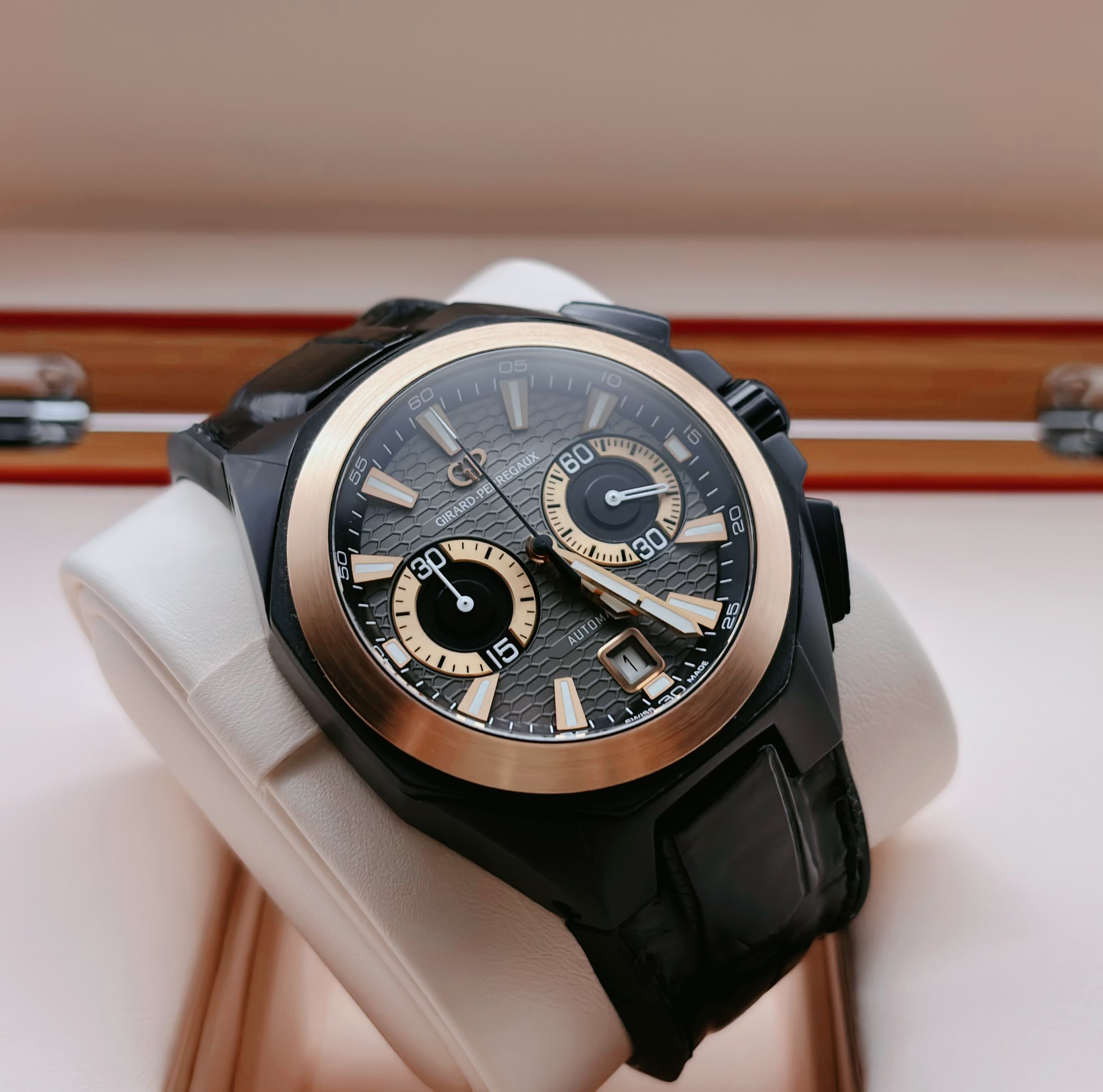 Girard Perregaux 49970-34-232-BB6A detail 1