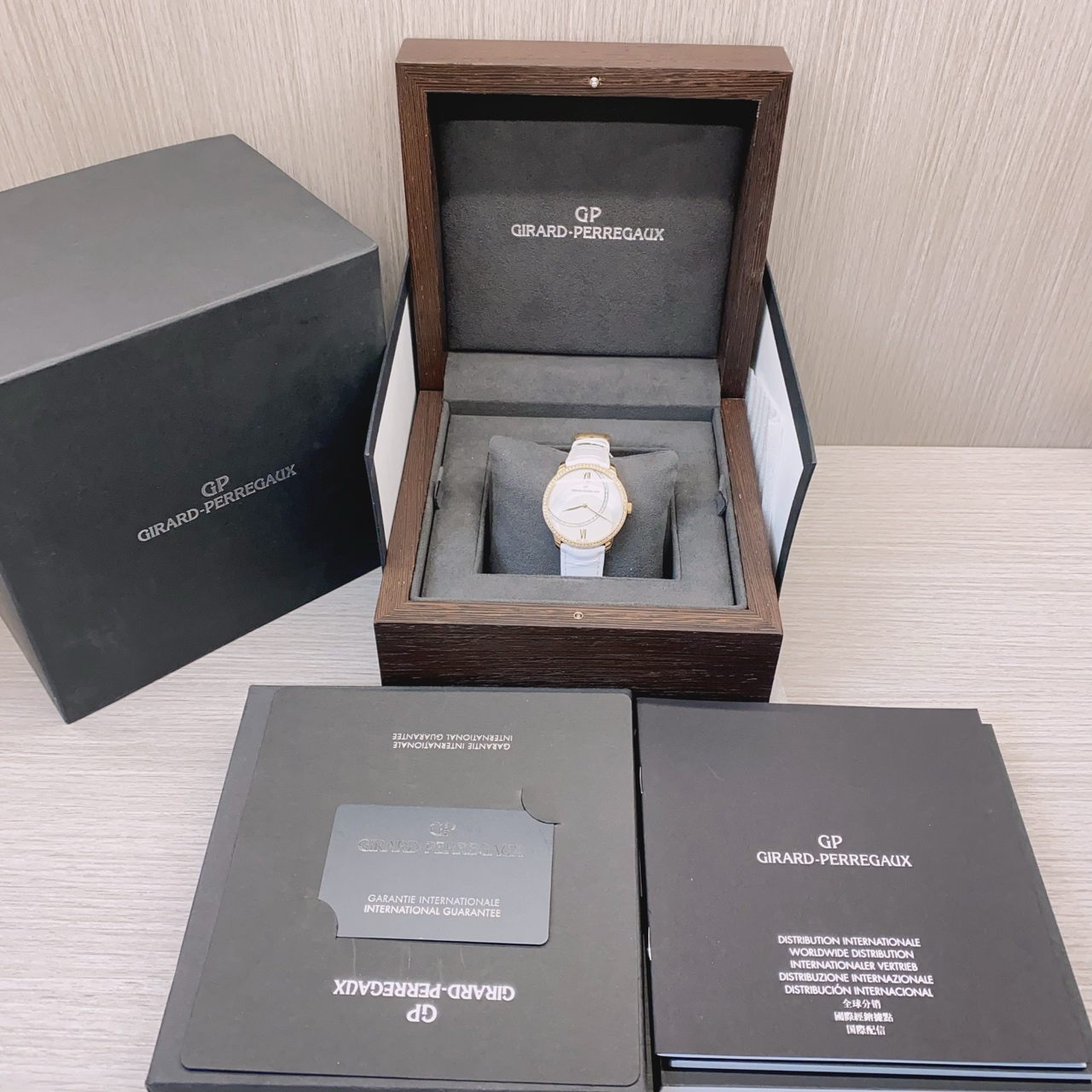Girard Perregaux 49525D52ABD2 detail 7