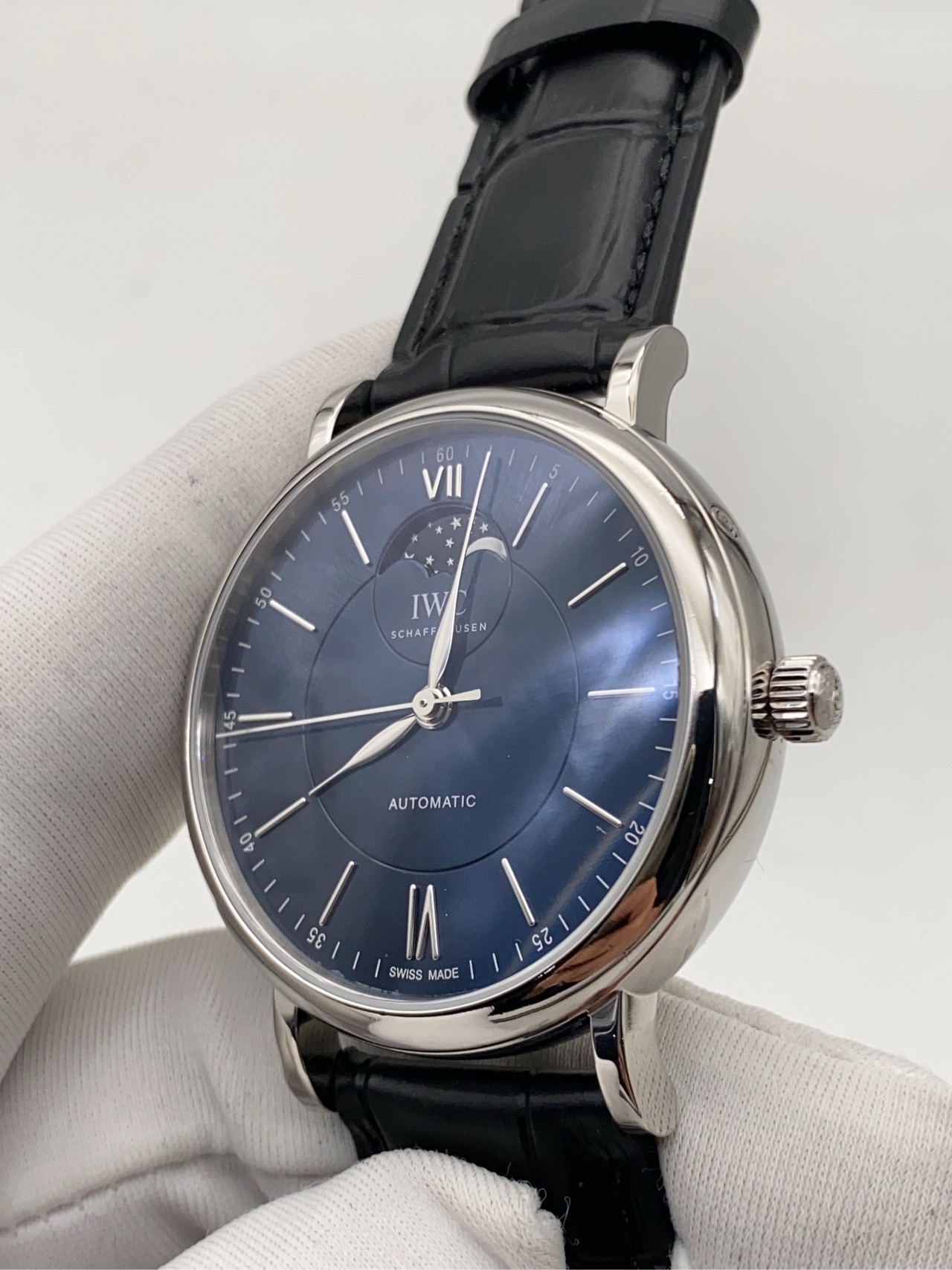 IWC 459402 detail 2