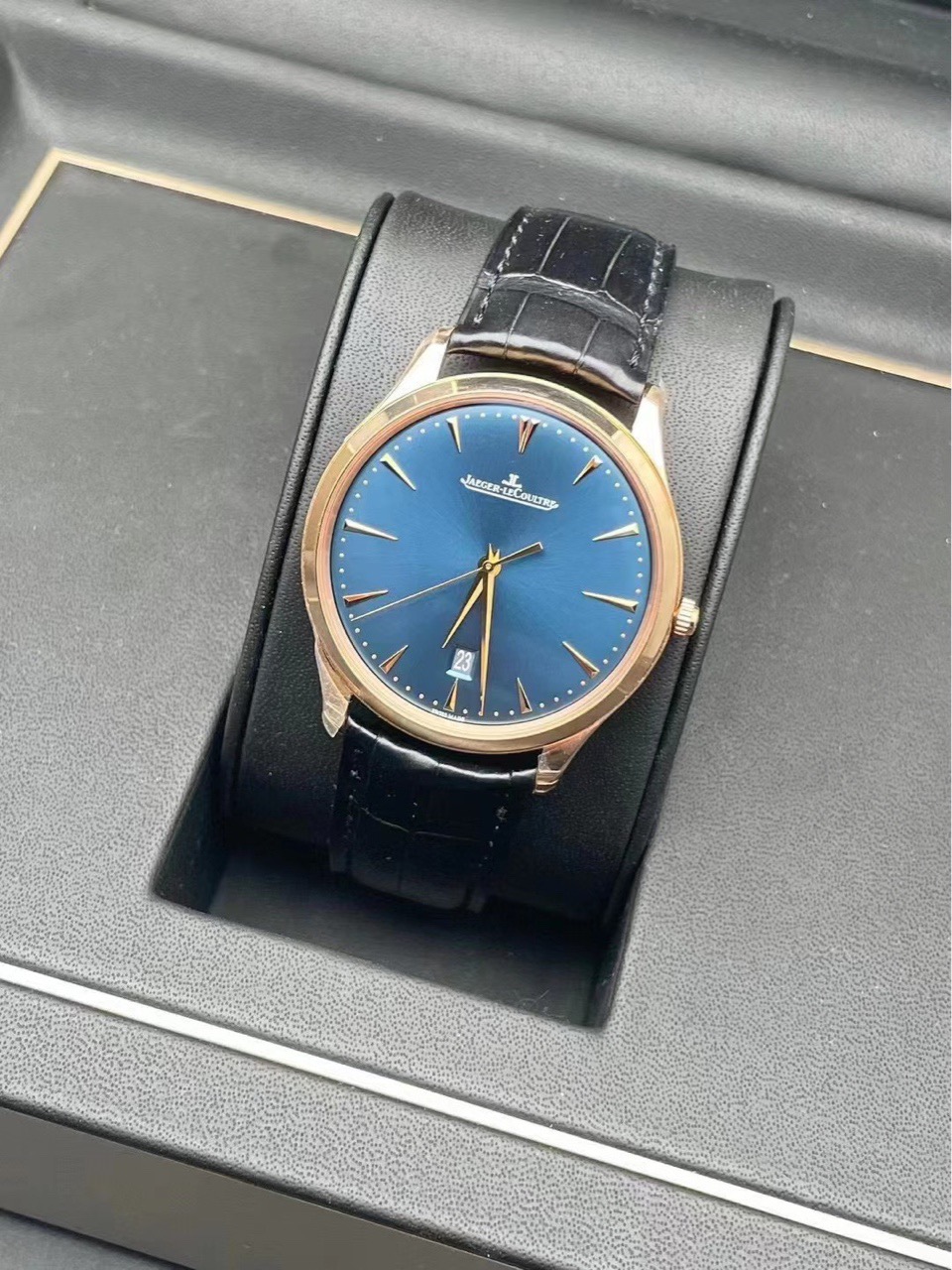 Jaeger-LeCoultre 128258 detail 2