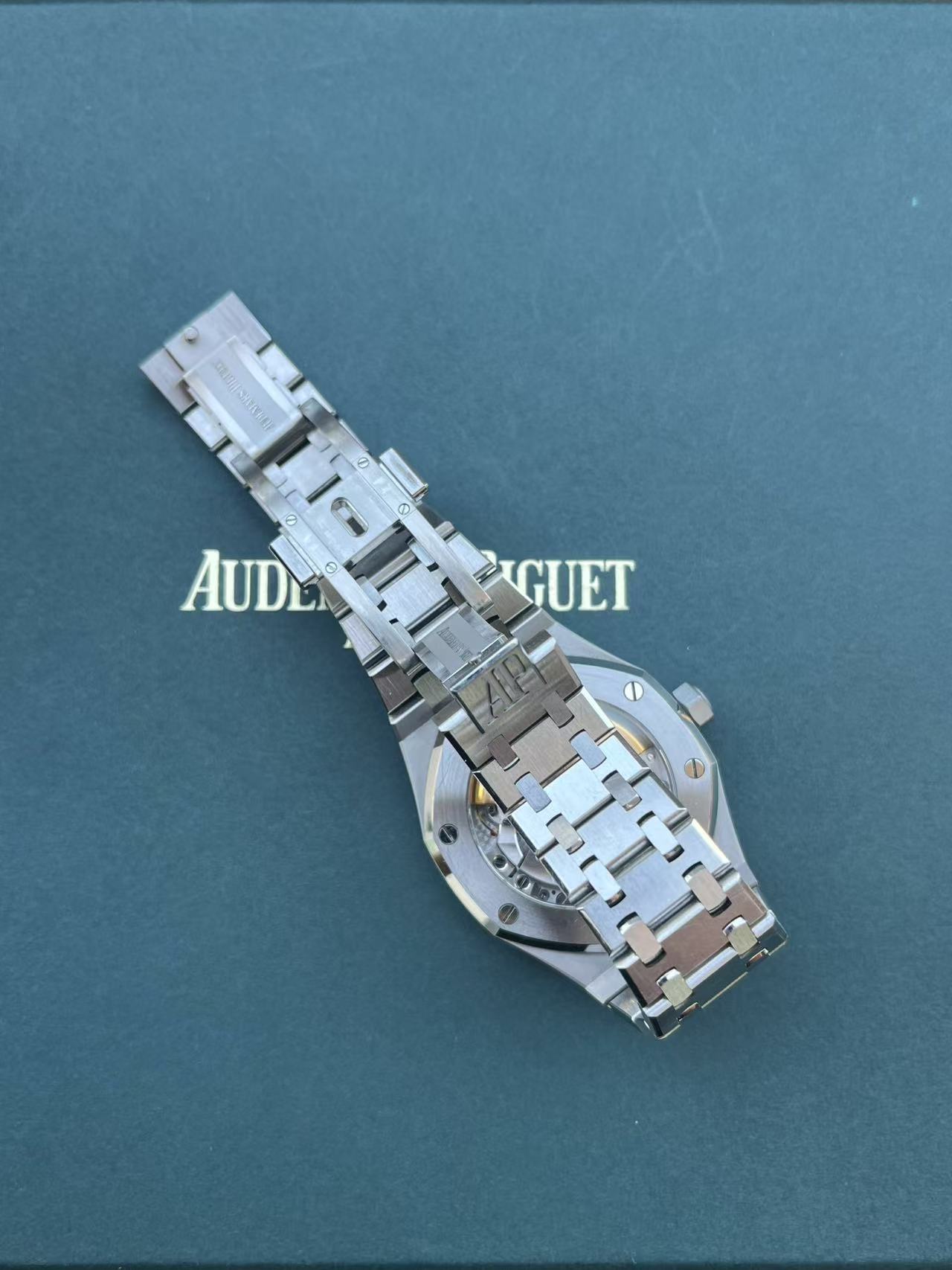 Audemars Piguet 15451st detail 5