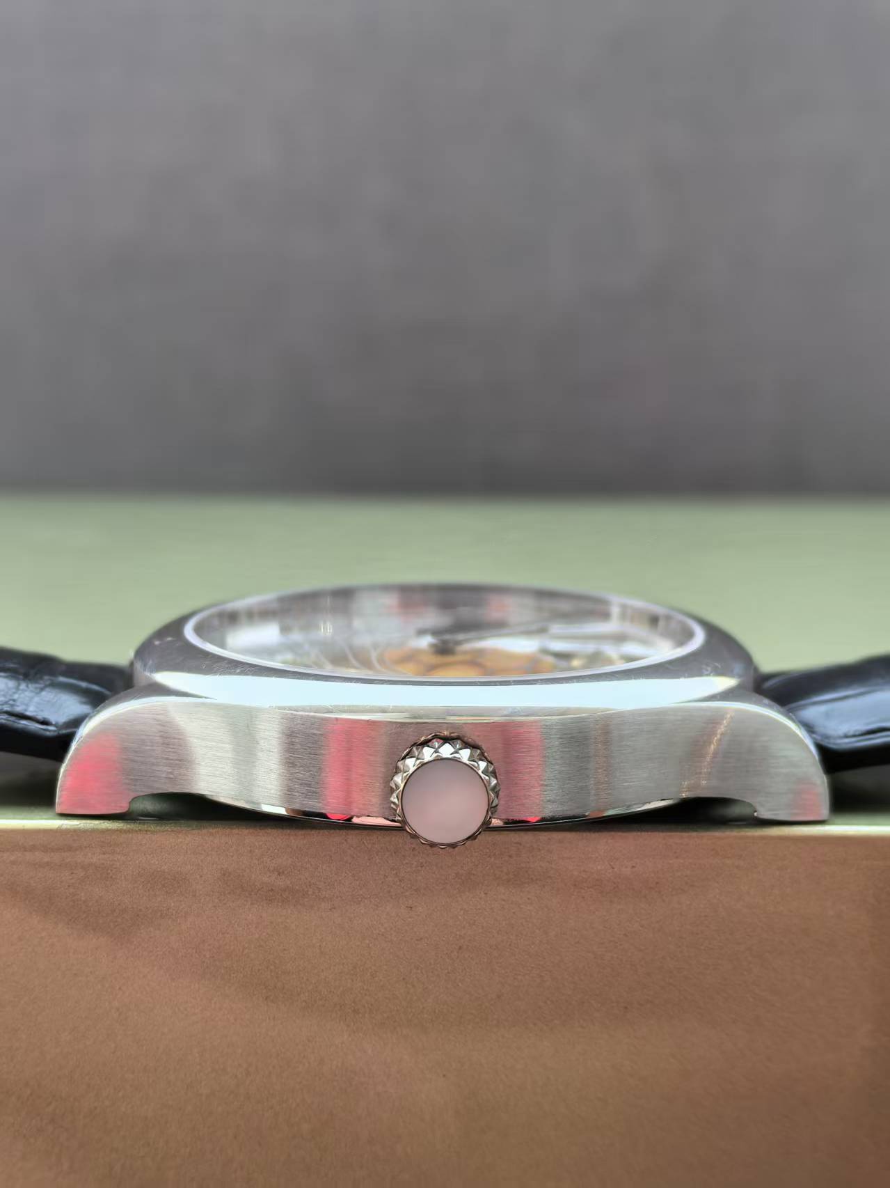 Van Cleef & Arpels VCAR030F00 detail 4
