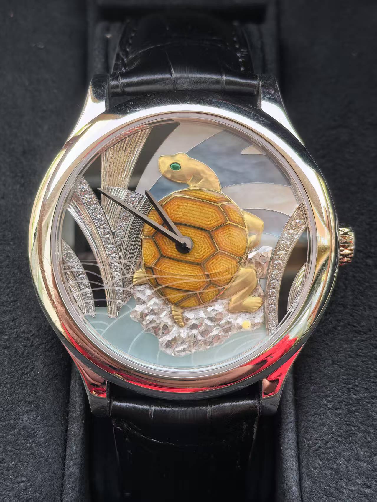 Van Cleef & Arpels VCAR030F00