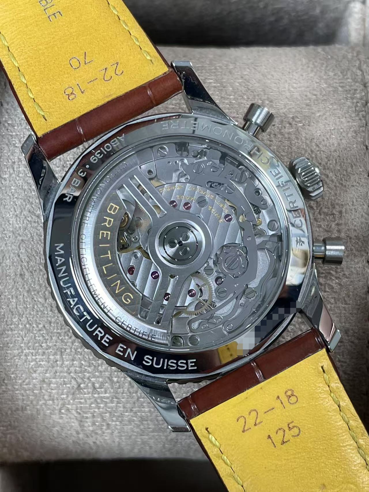Breitling AB0139211L1P1 detail 6
