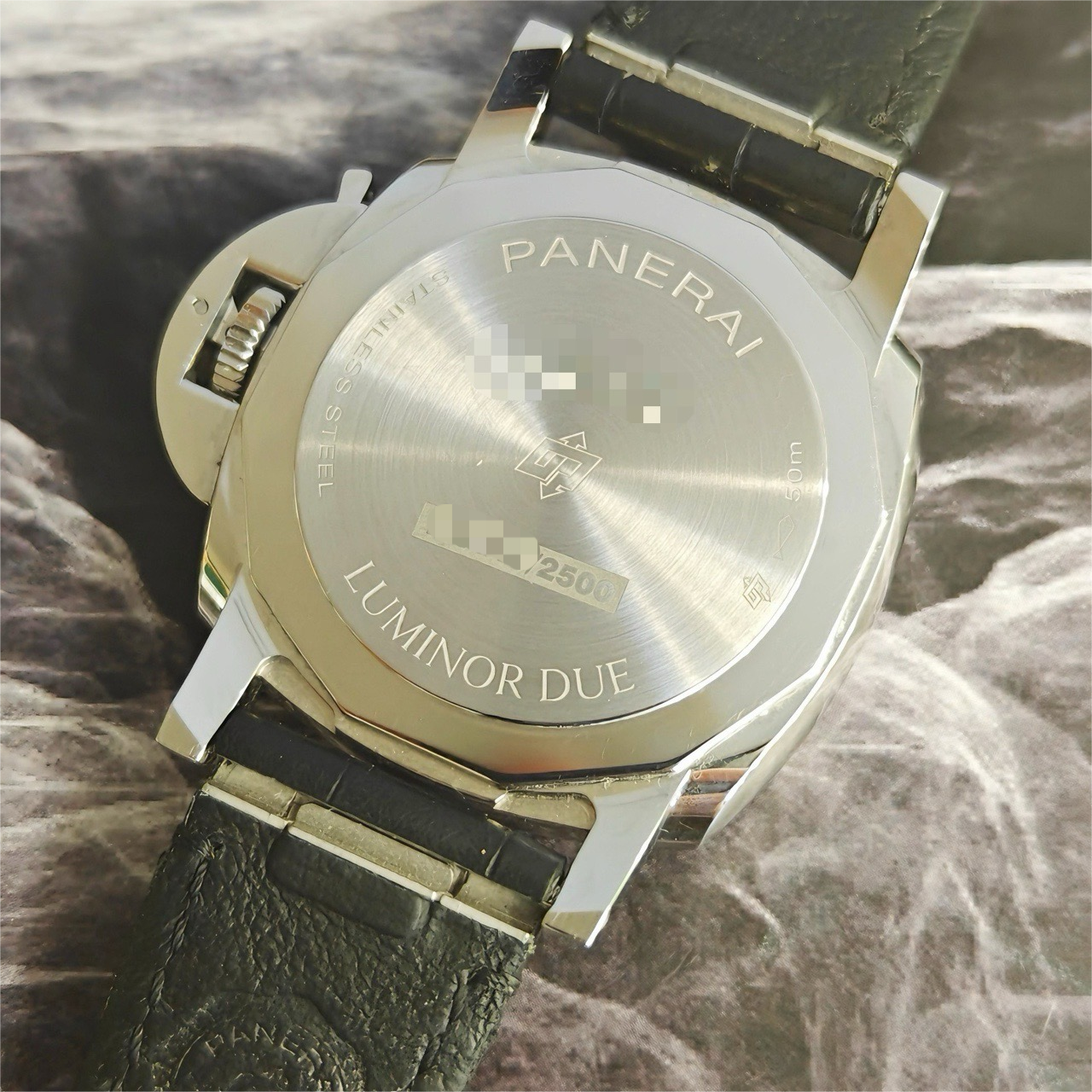 Panerai PAM01247 detail 6