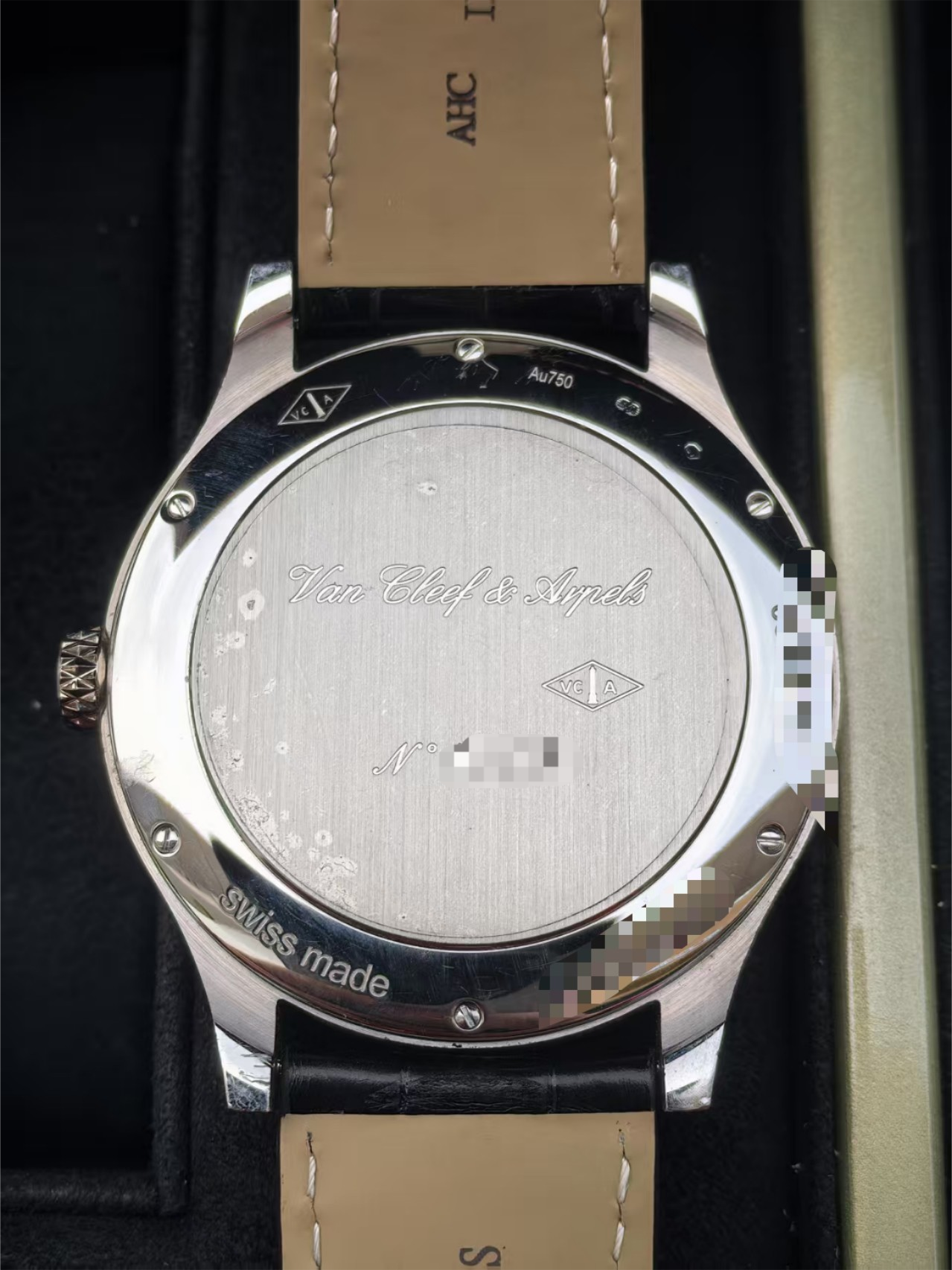 Van Cleef & Arpels VCAR030F00 detail 6
