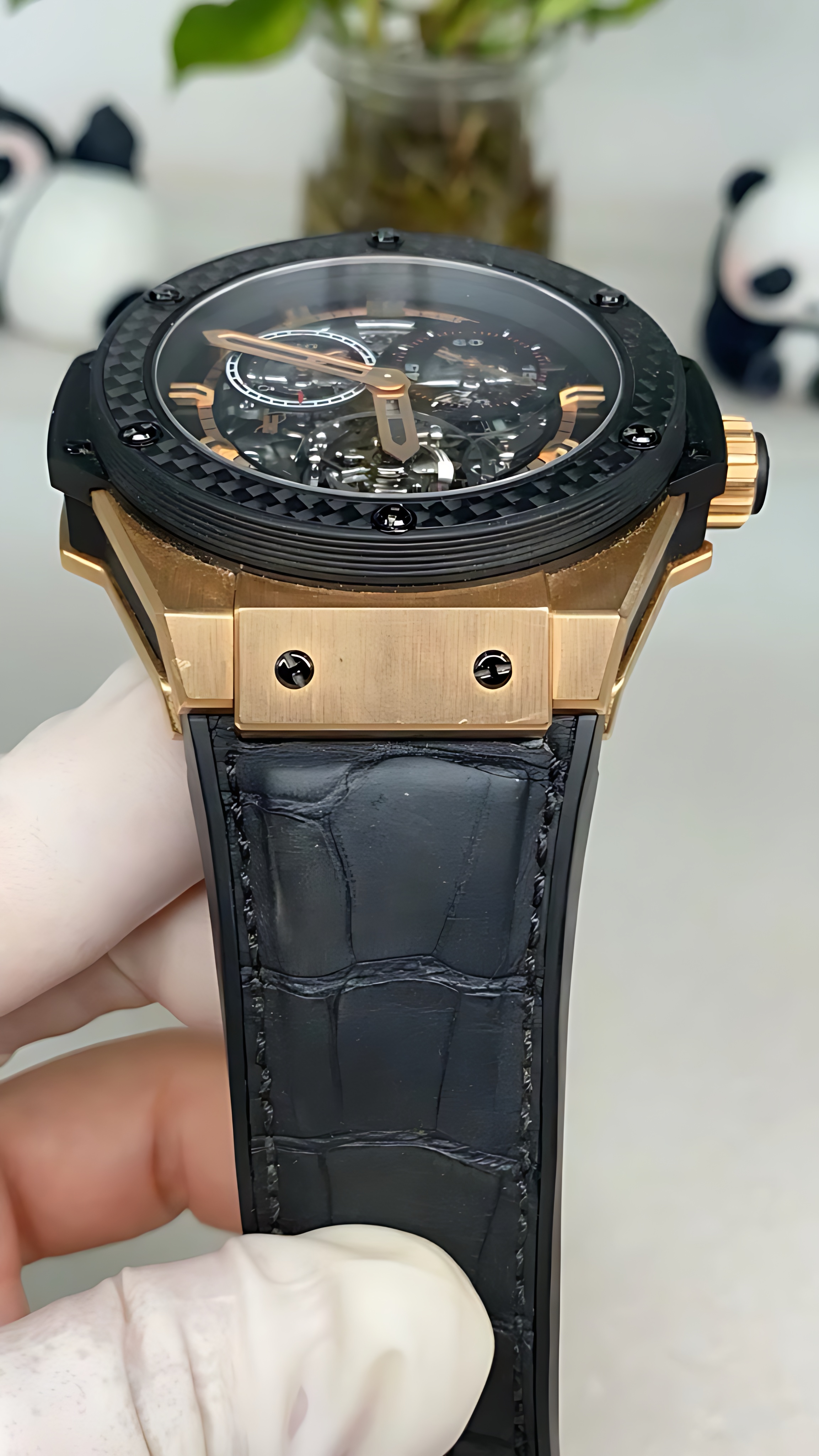Hublot 704.OQ.1138.GR detail 1