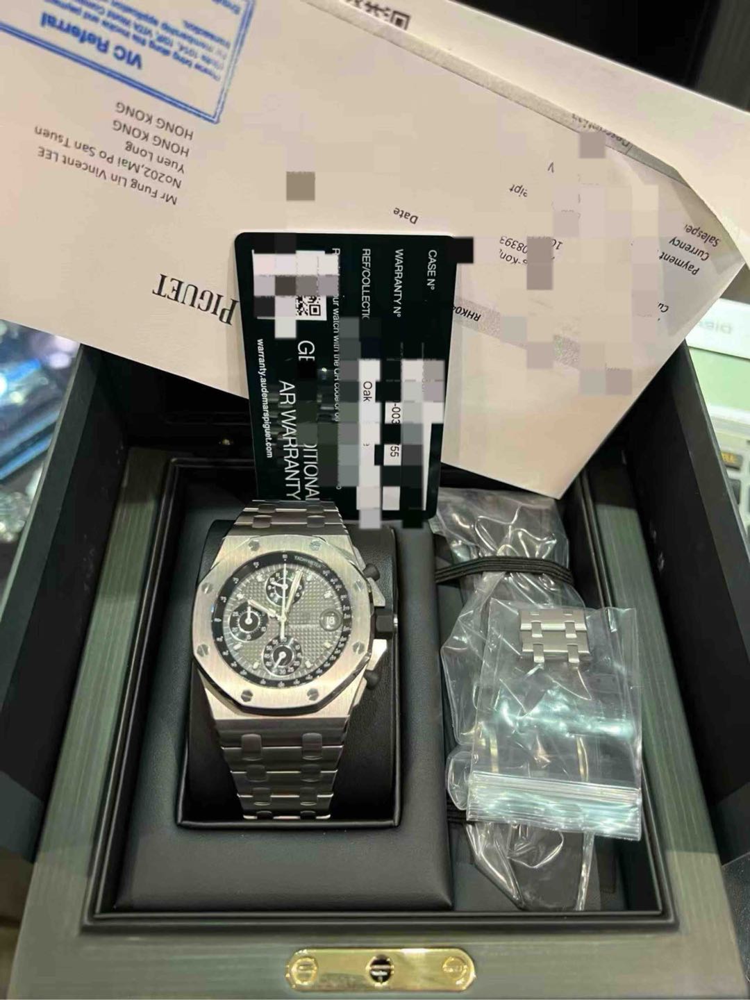 Audemars Piguet 26238TI.OO.2000TI.01 detail 5