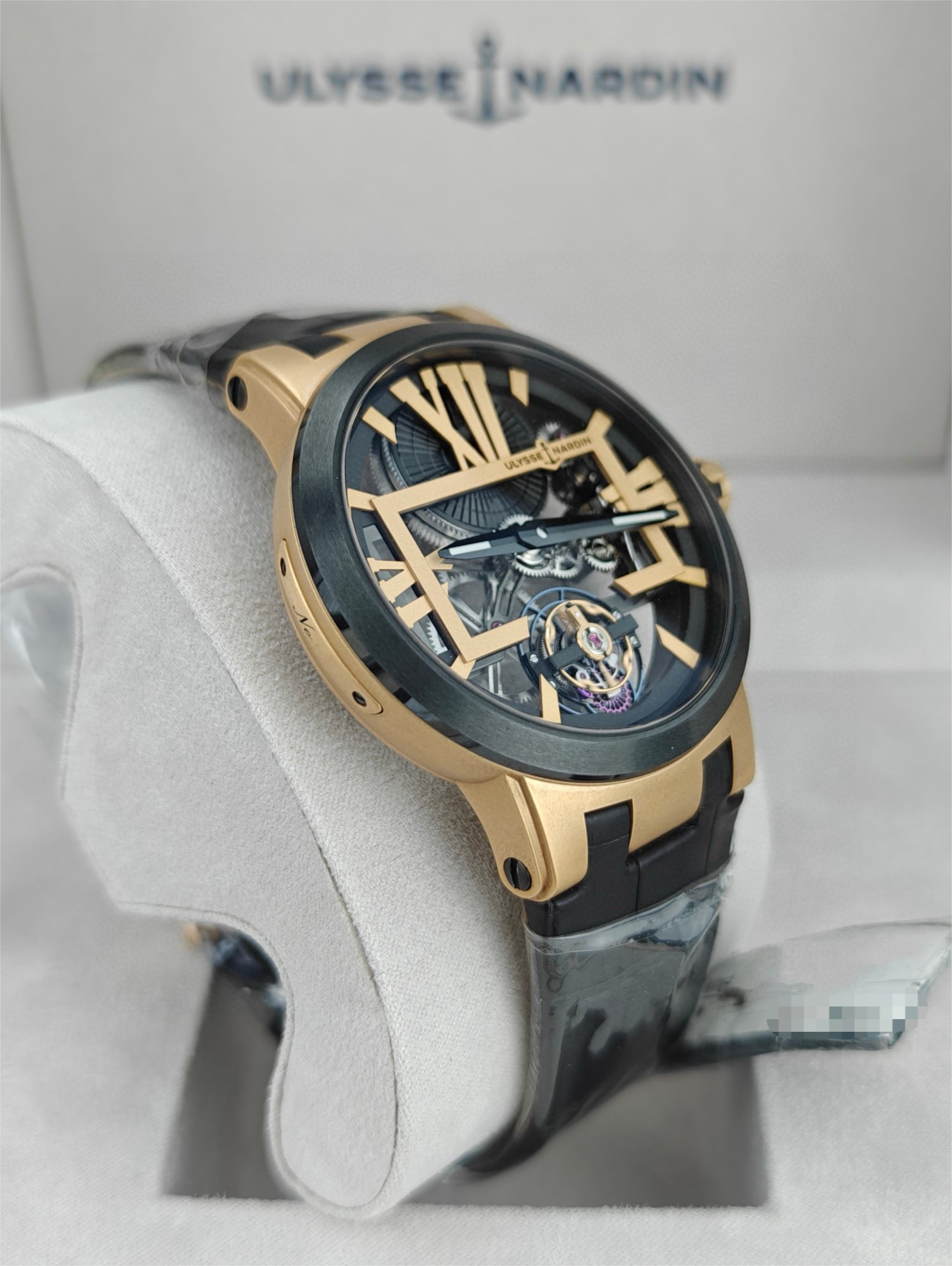 Ulysse Nardin 1712-139 detail 2