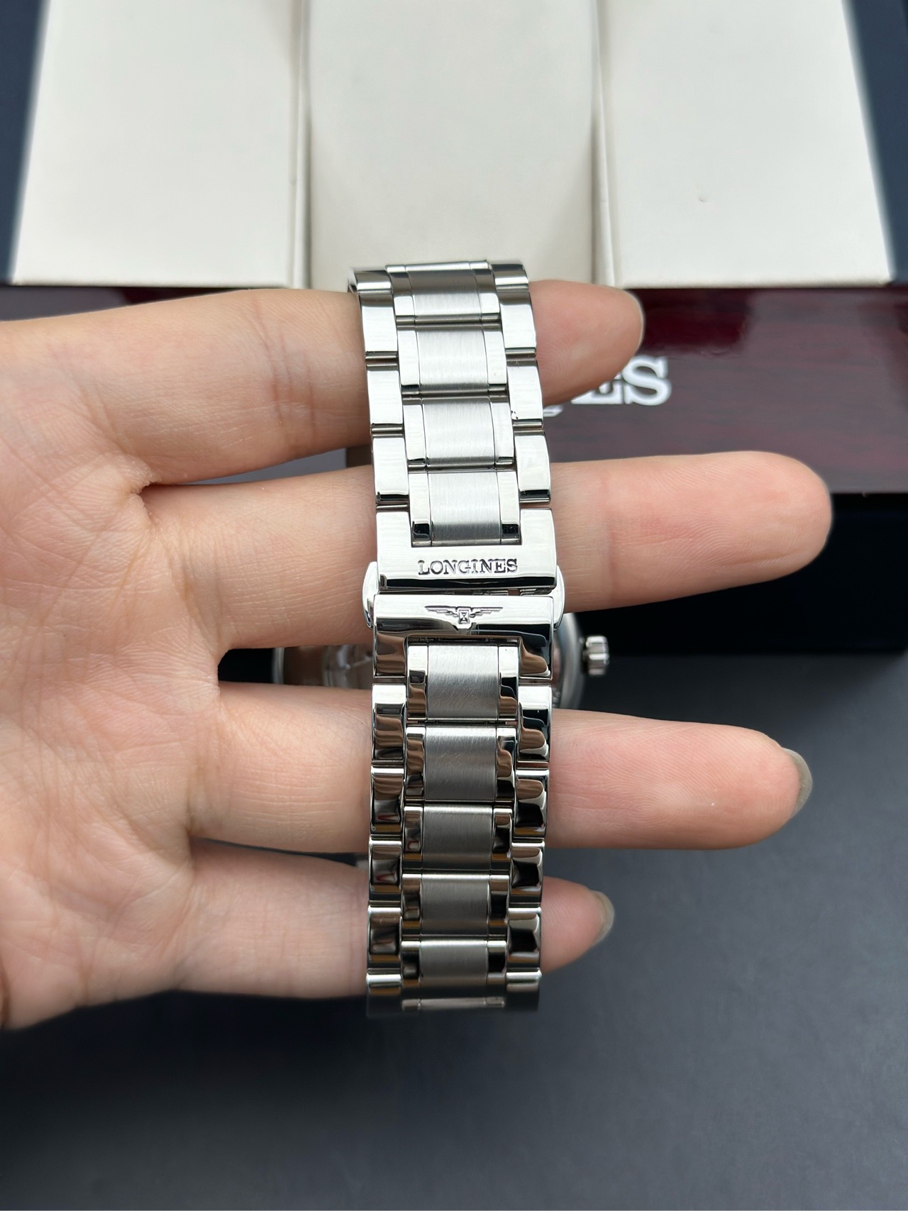 Longines L2.628.4.57.6 detail 4