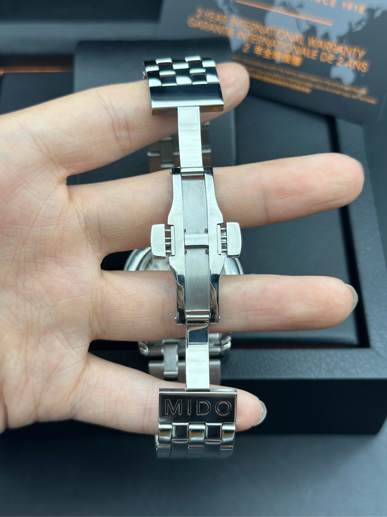 Mido M8600.4.68.1 detail 5