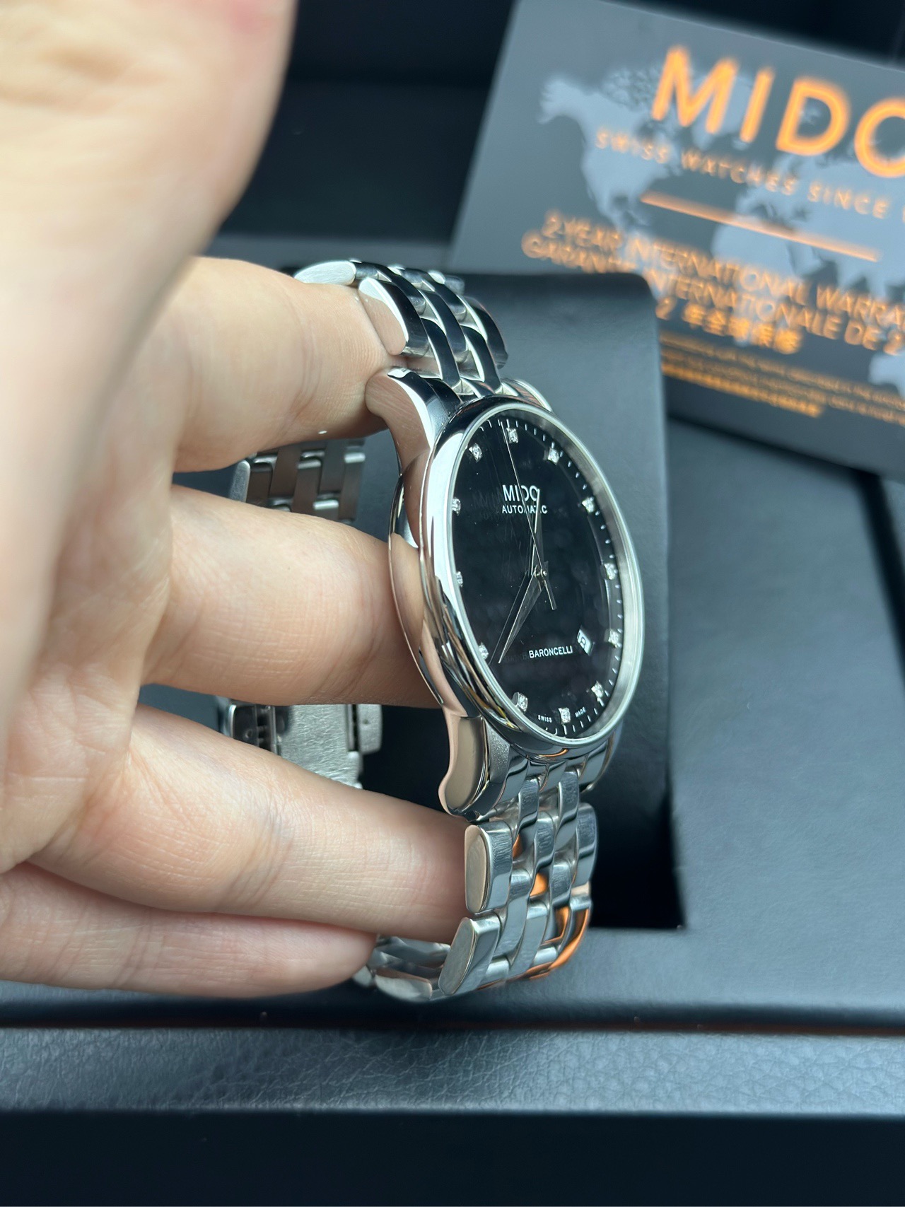 Mido M8600.4.68.1 detail 2
