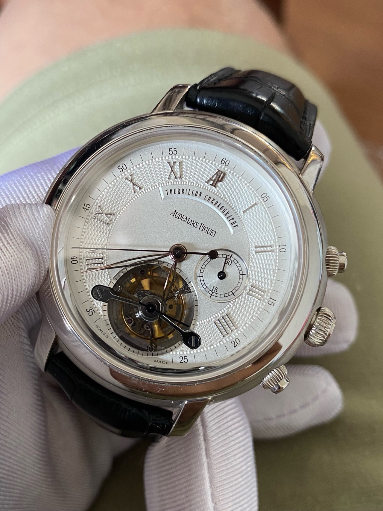 Audemars Piguet 25909BC