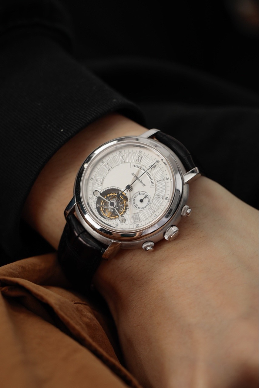 Audemars Piguet 25909BC detail 6