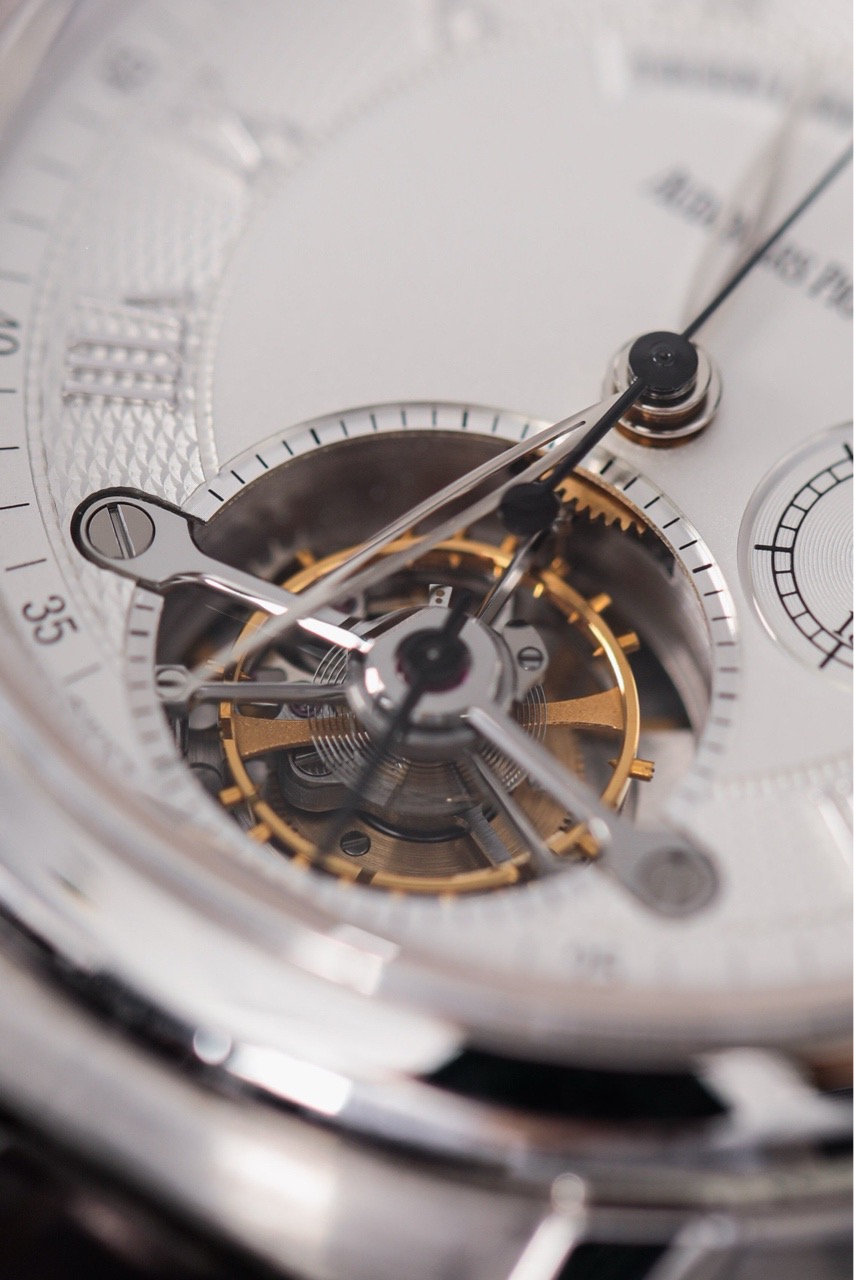Audemars Piguet 25909BC detail 3