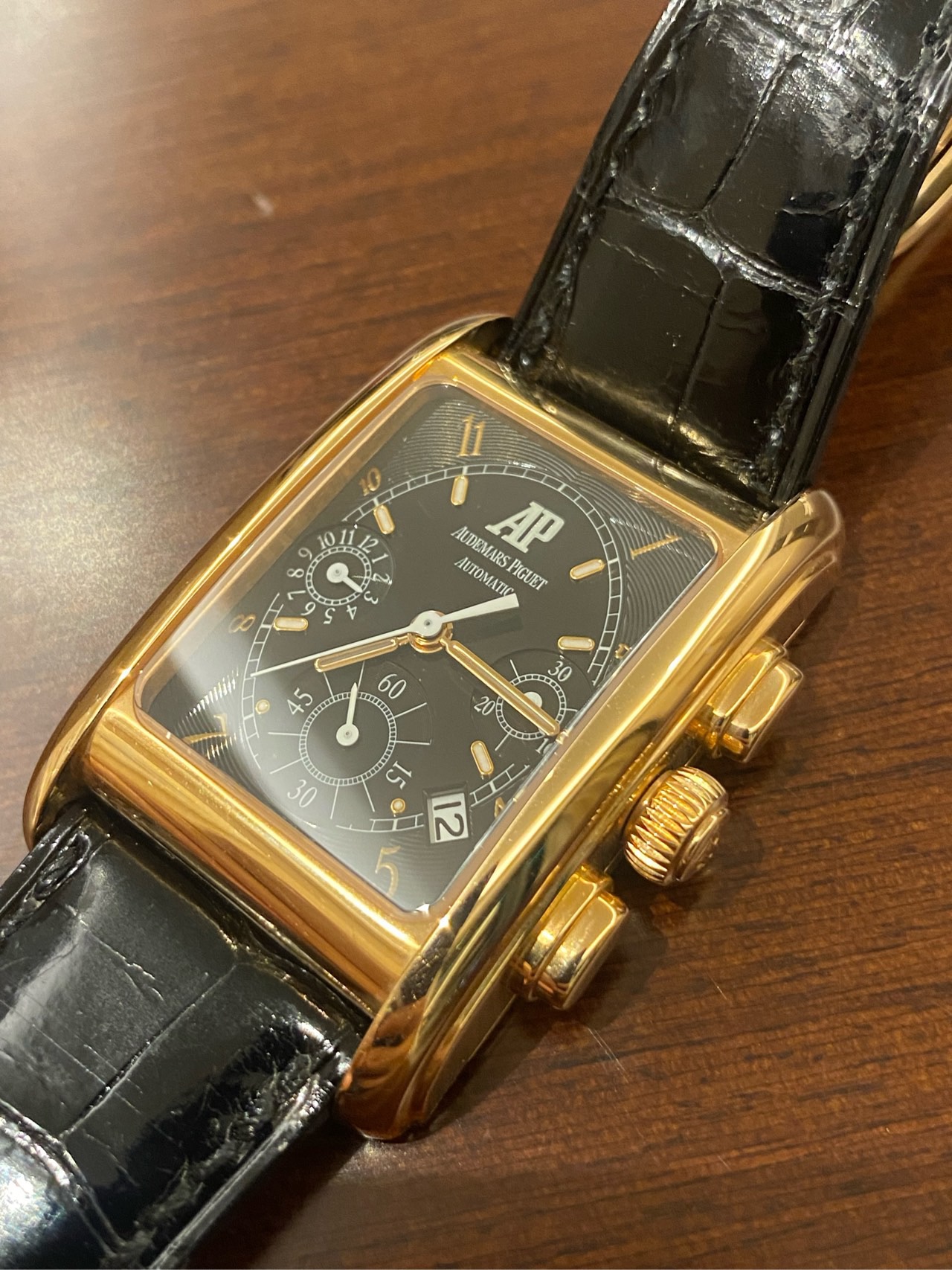 Audemars Piguet 25987 detail 2