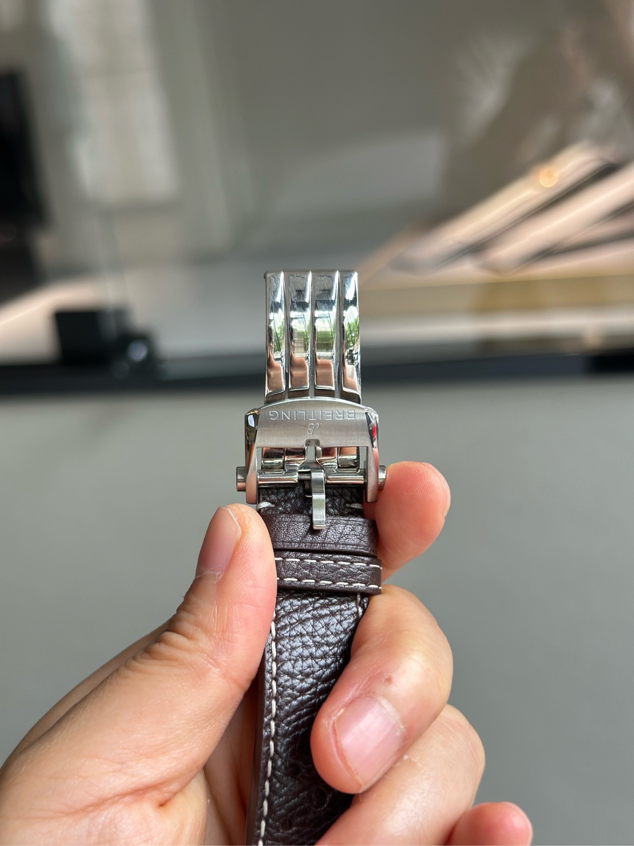 Breitling AB01762A1L1X1 detail 4