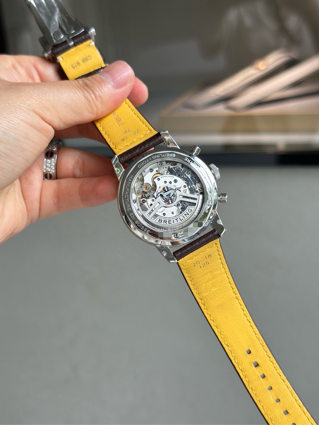 Breitling AB01762A1L1X1 detail 6