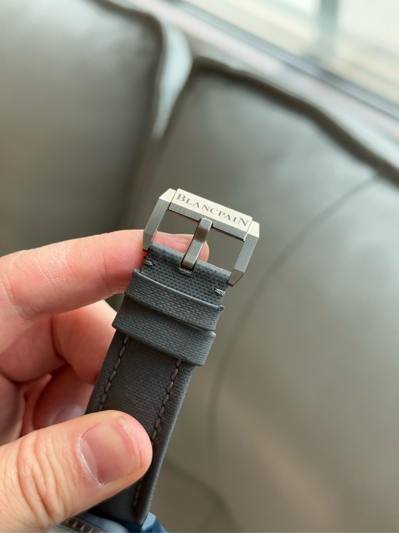 Blancpain 5200-0310-G52A detail 5