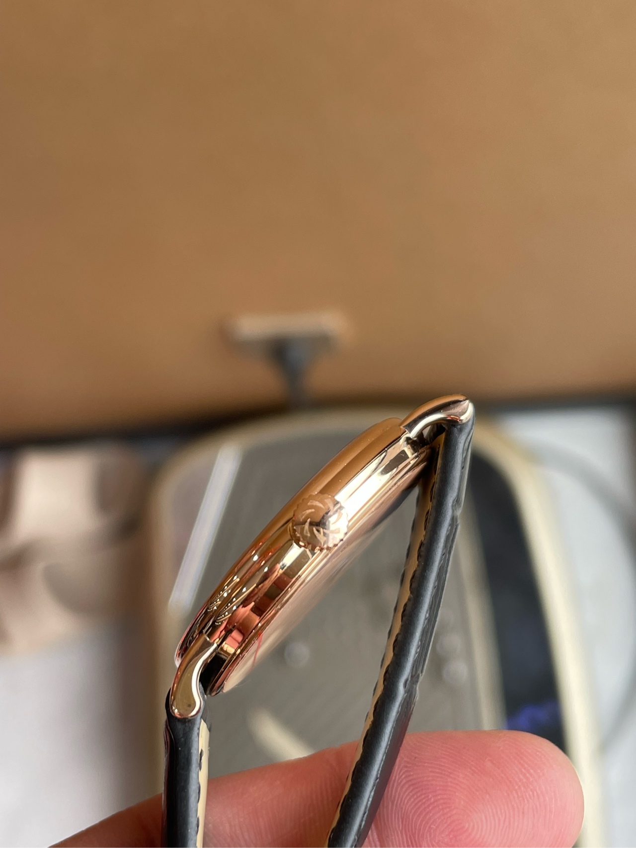 Carl F. Bucherer 00.10305.03.26.01 detail 5