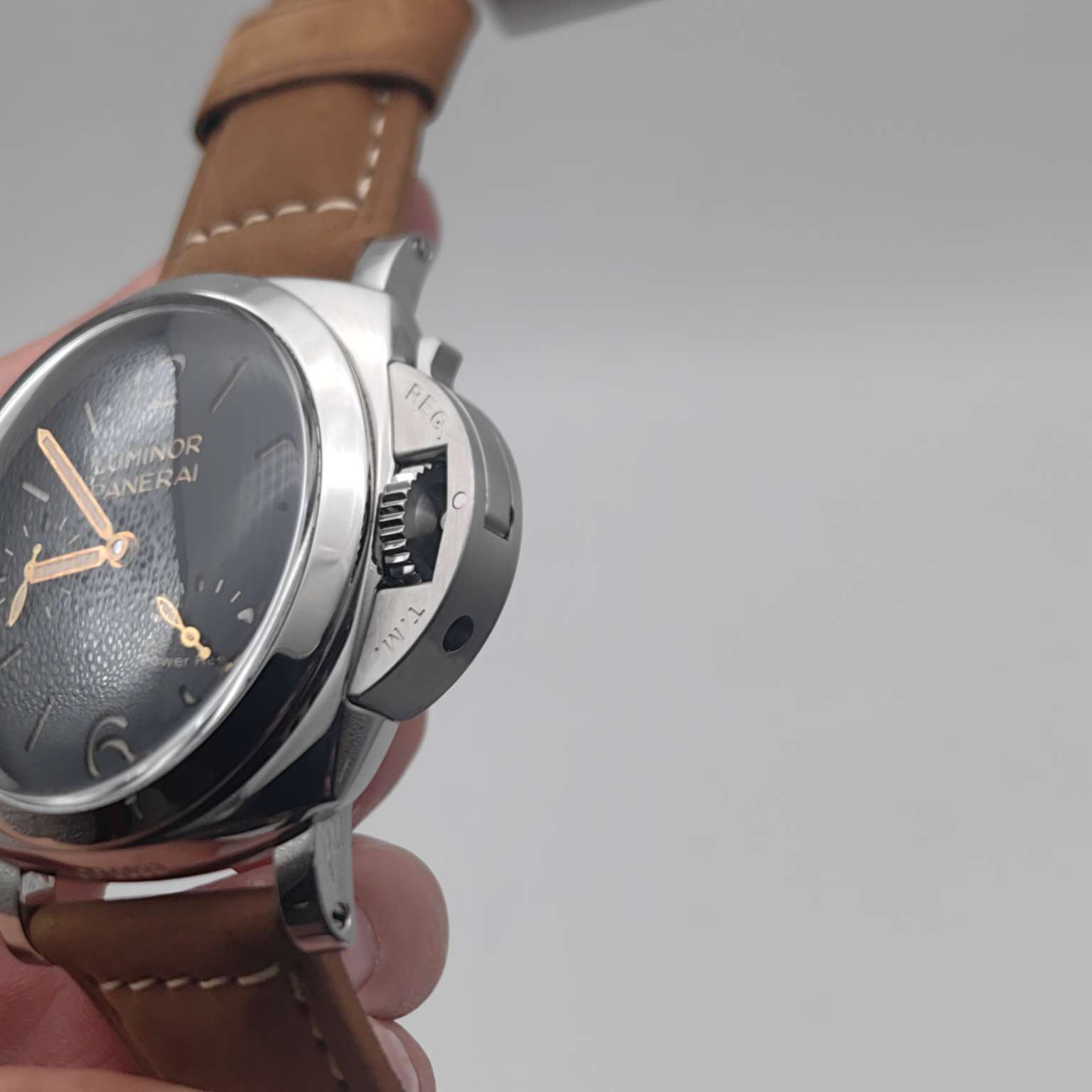 Panerai PAM00423 detail 1