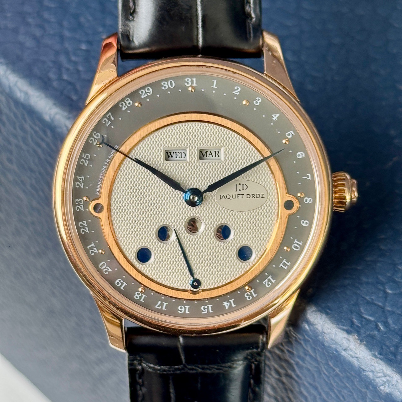 Jaquet-Droz J012623201 detail 2