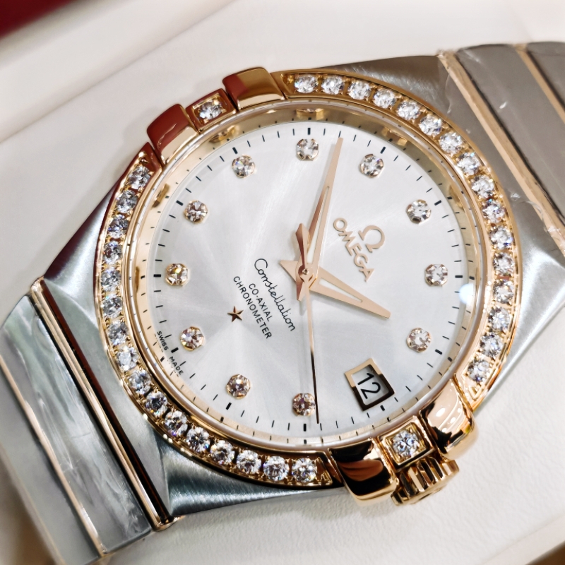 Omega 123.25.35.20.52.001 detail 4