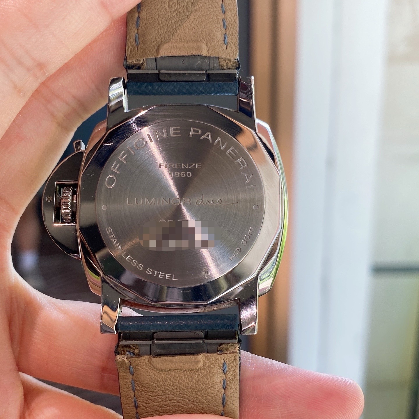 Panerai PAM00906 detail 2