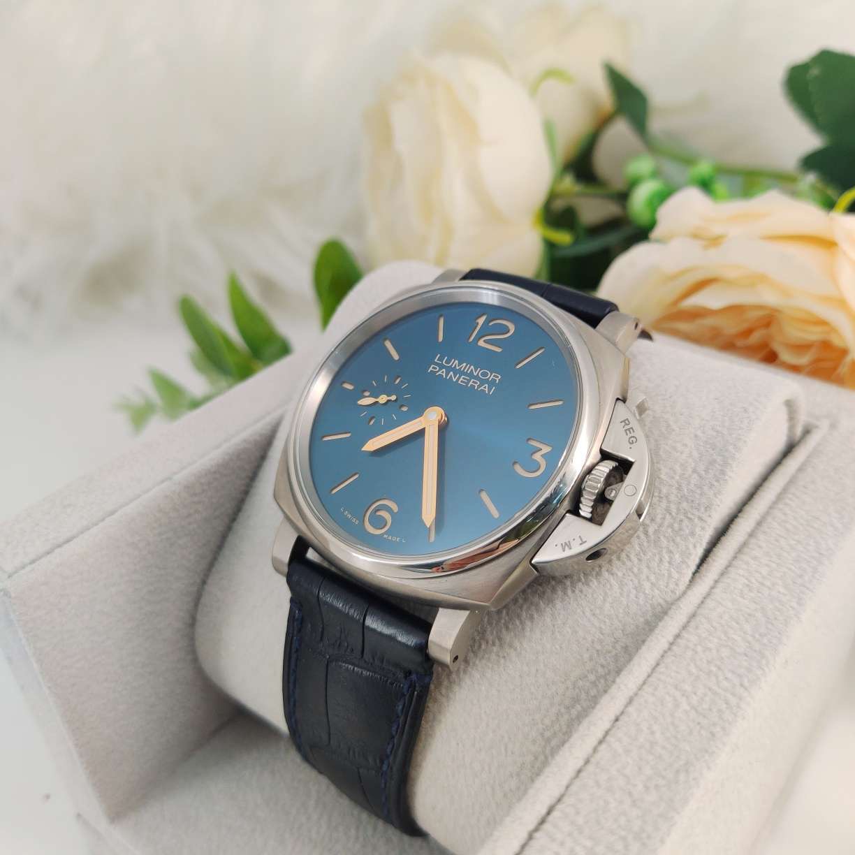 Panerai PAM00728 detail 4
