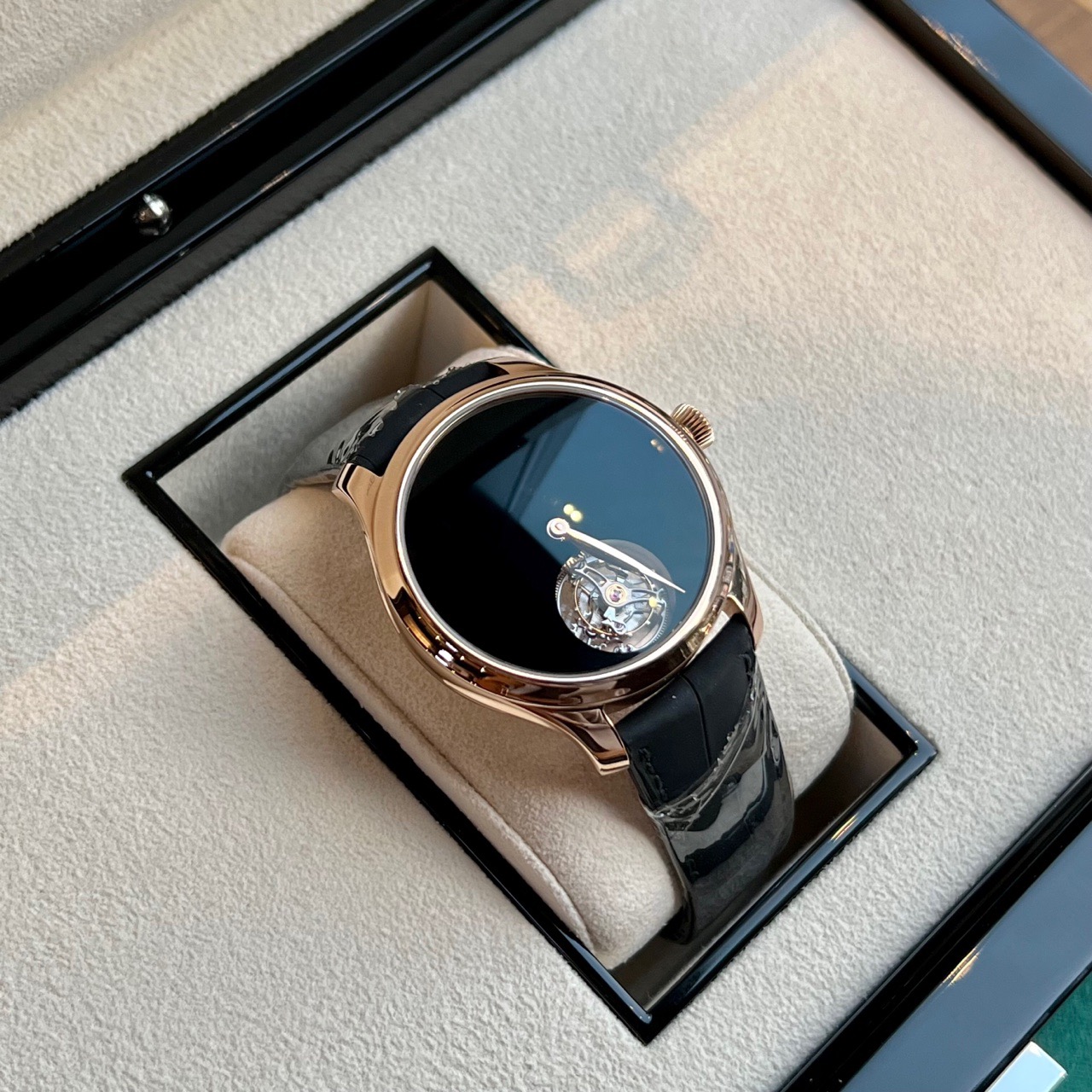 H.Moser & Cie() 1804-0403 detail 1