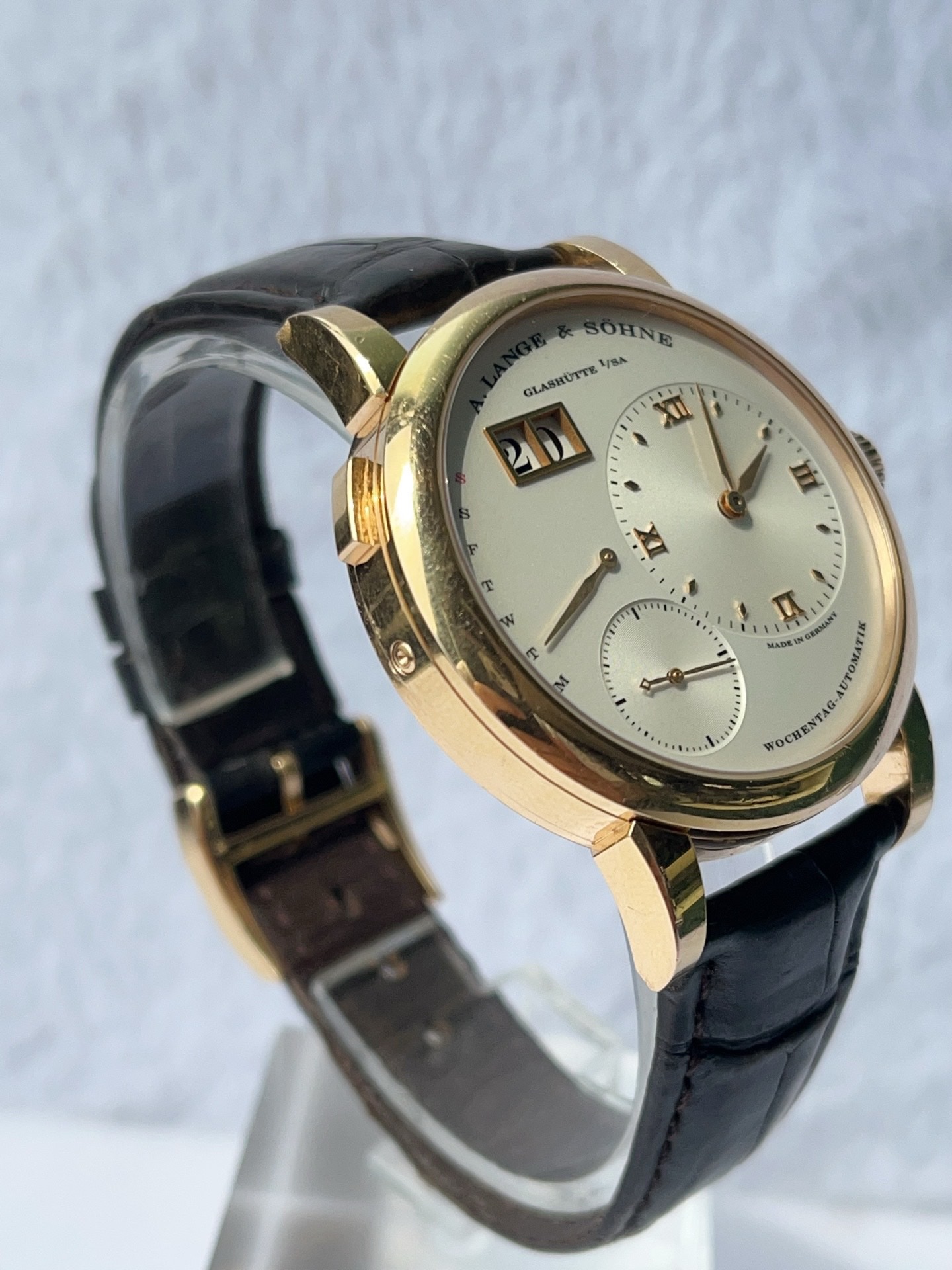 A. Lange & S&ouml;hne 320.032 detail 5