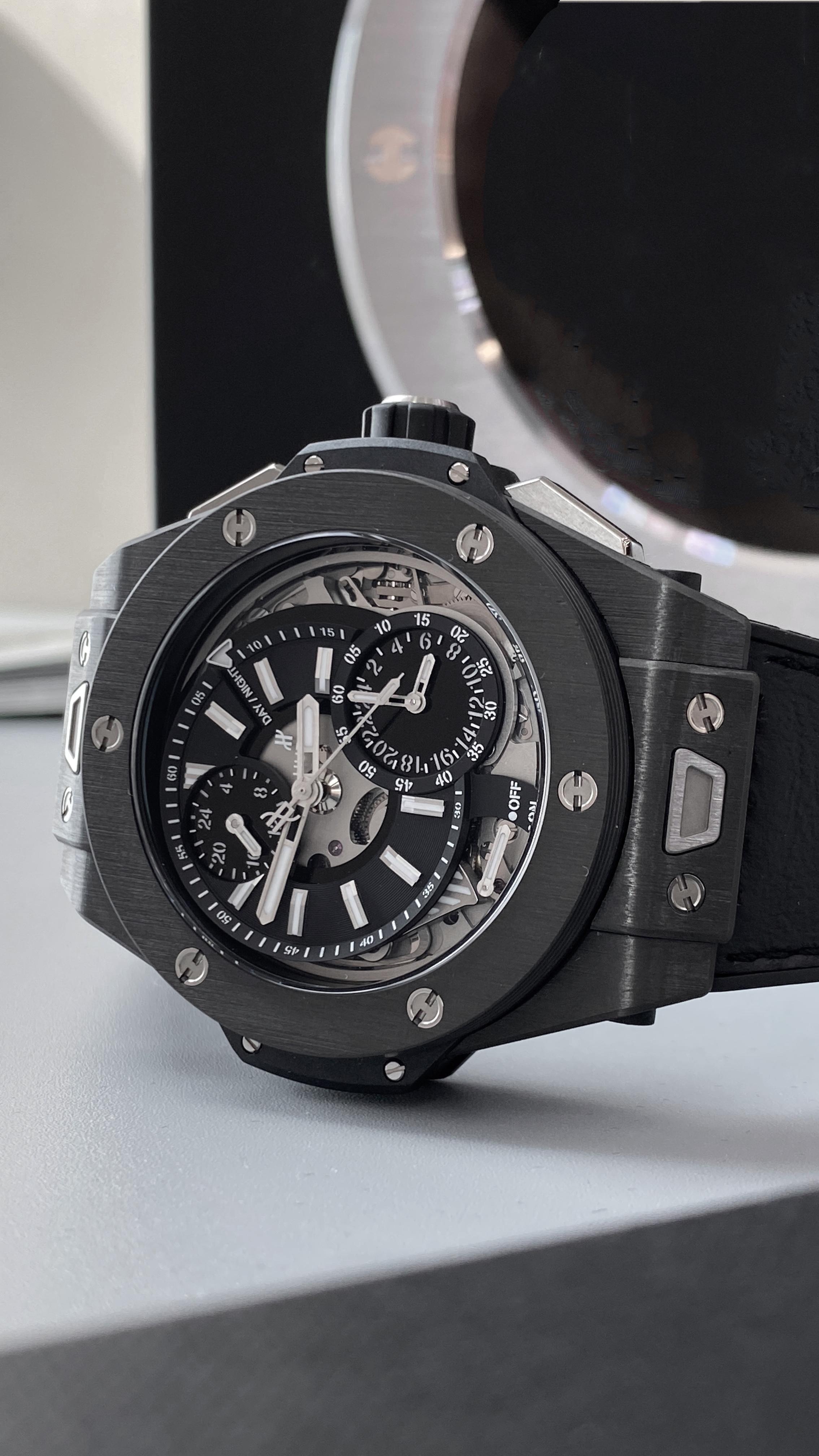 Hublot 403.QU.0120.VR.YOS detail 1