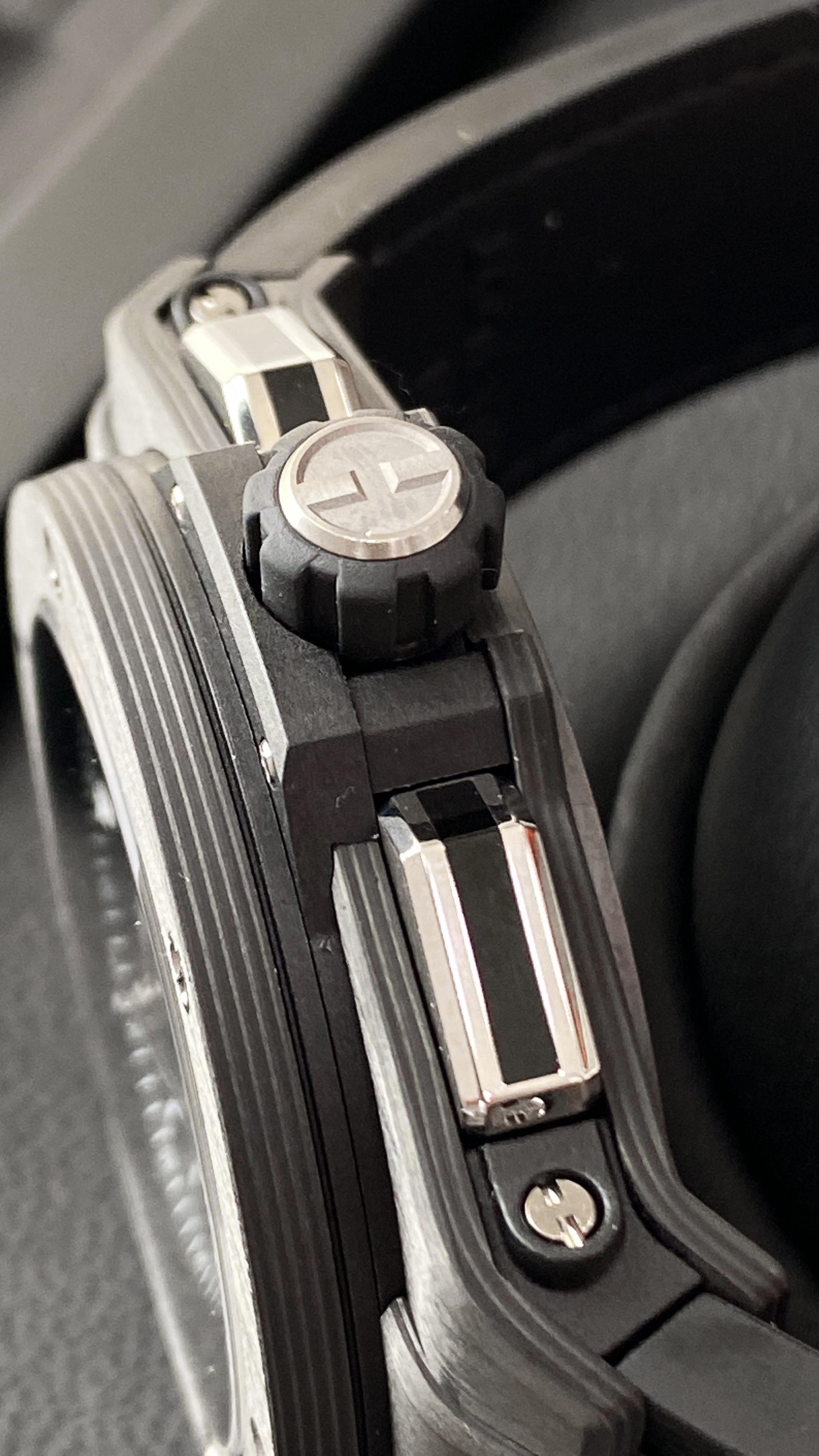 Hublot 403.QU.0120.VR.YOS detail 4