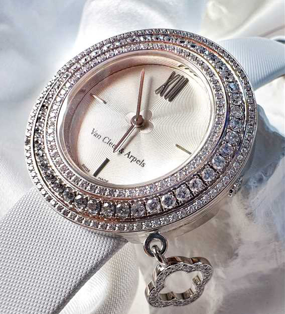 Van Cleef & Arpels VCARM95300 detail 9