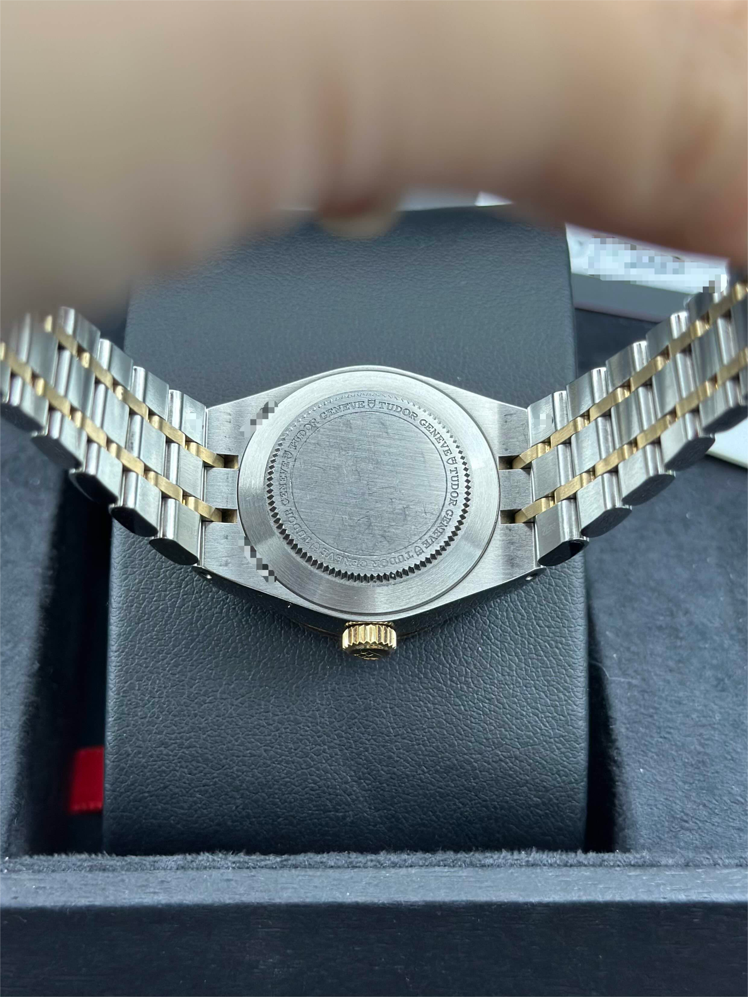 Tudor M28303-0001 detail 6