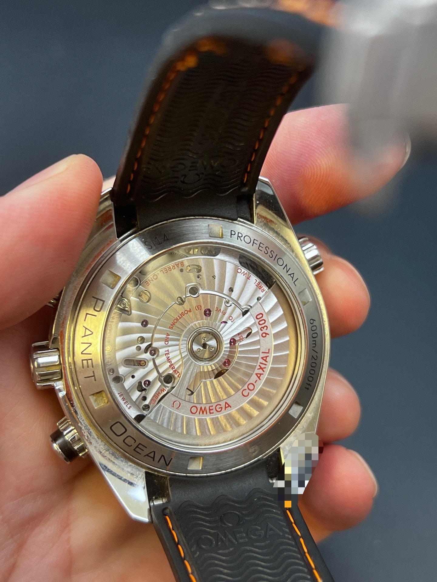 Omega 232.32.46.51.01.005 detail 8