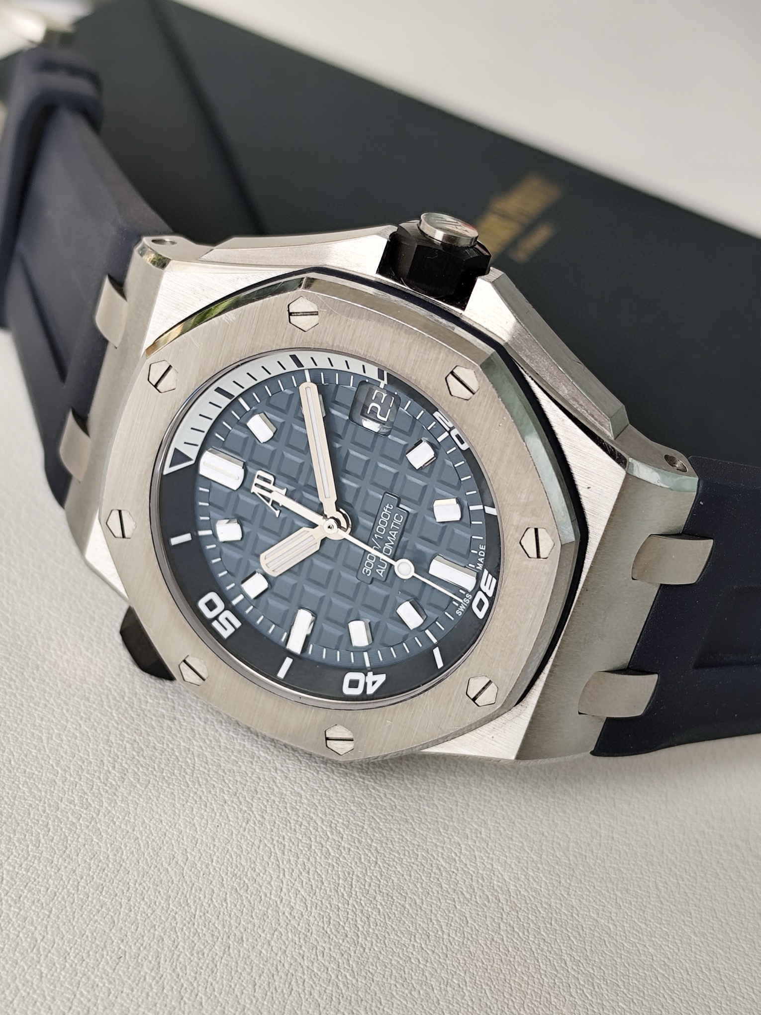 Audemars Piguet 15720ST.OO.A027CA.01 detail 1