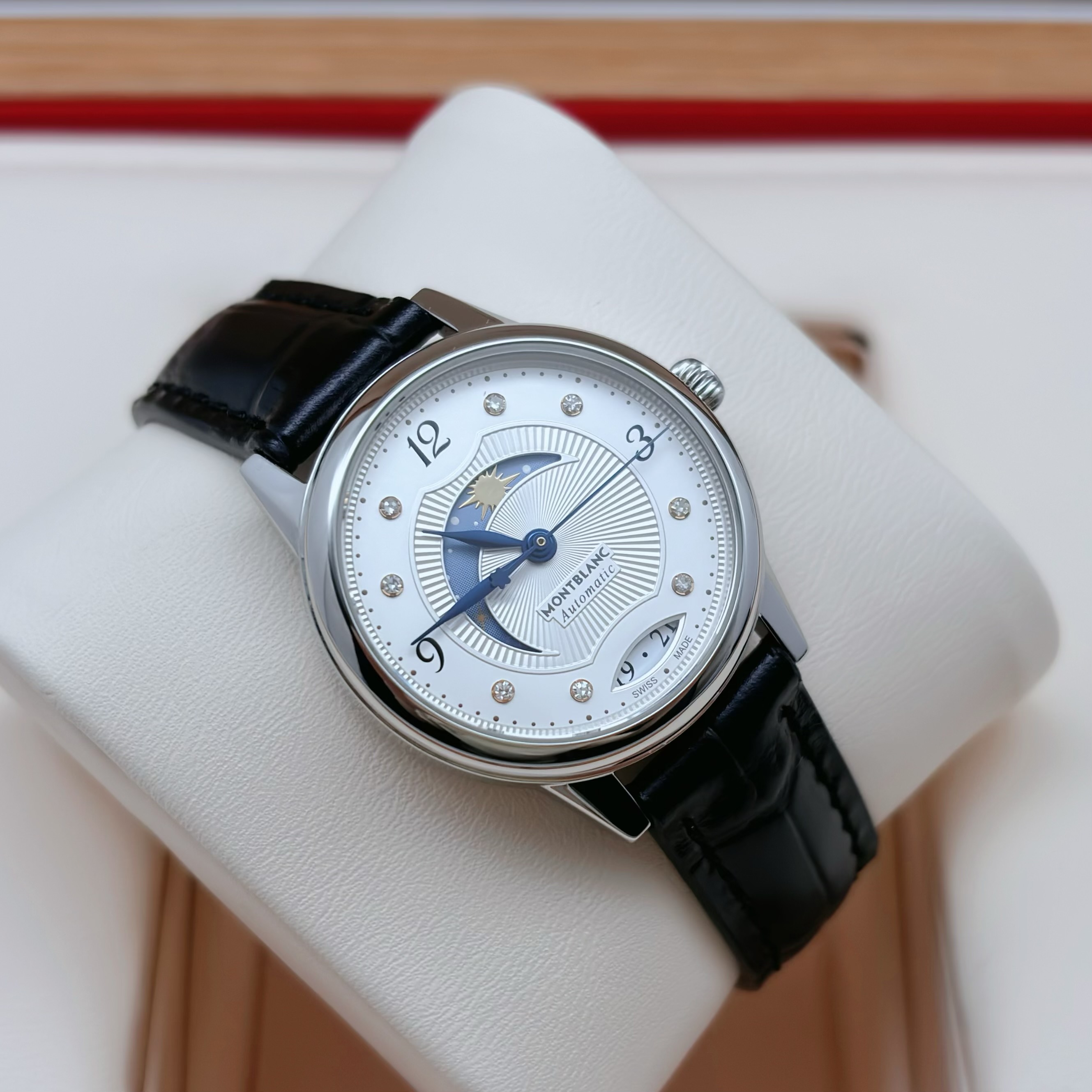 Montblanc 114730 detail 1