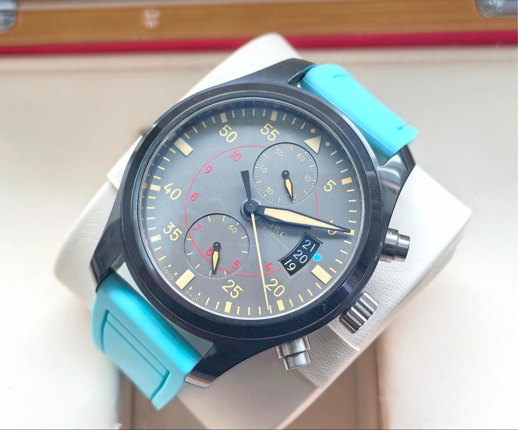 IWC IW388002 detail 2