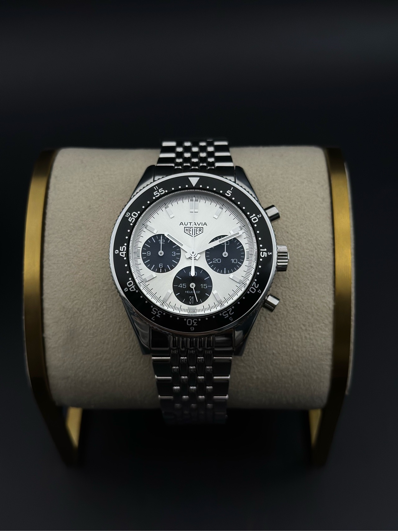 TAG Heuer CBE2111.BA0687