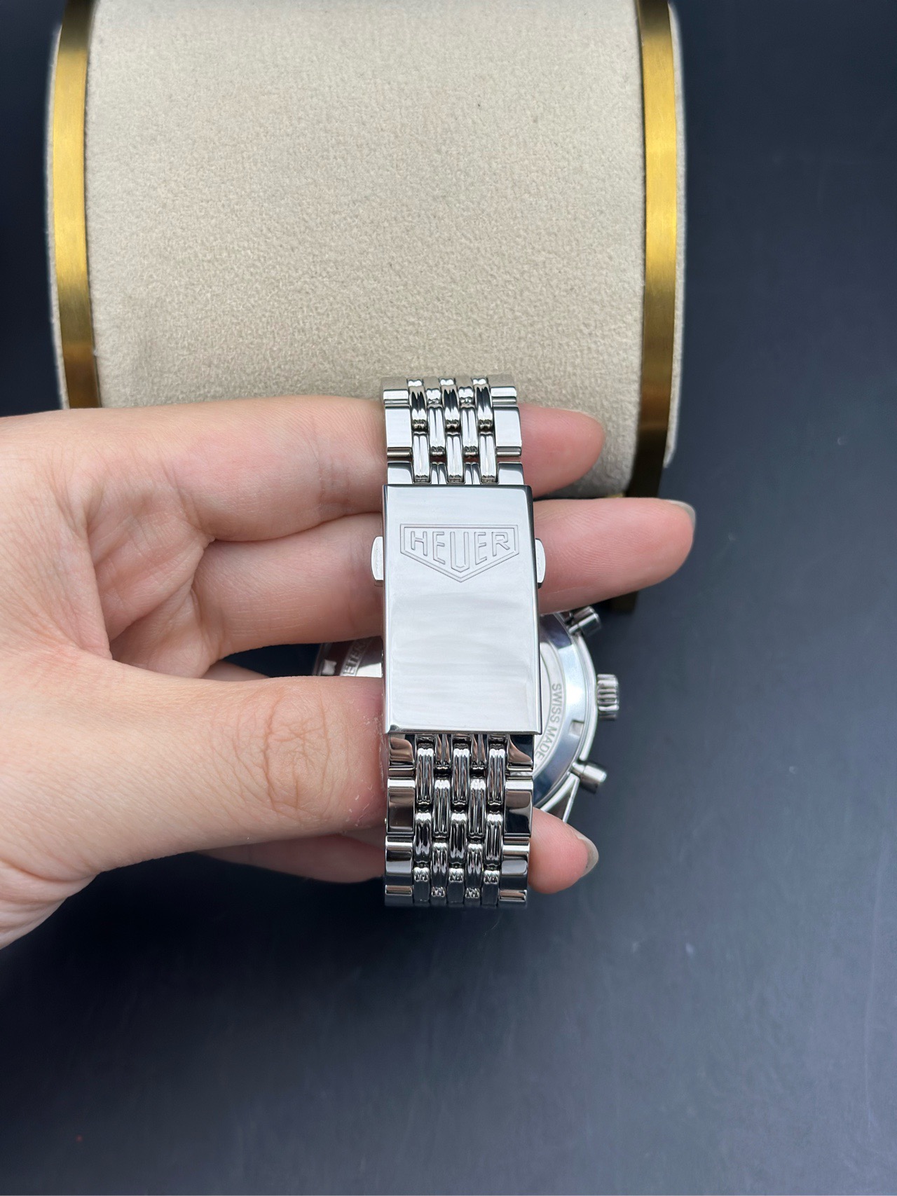 TAG Heuer CBE2111.BA0687 detail 5