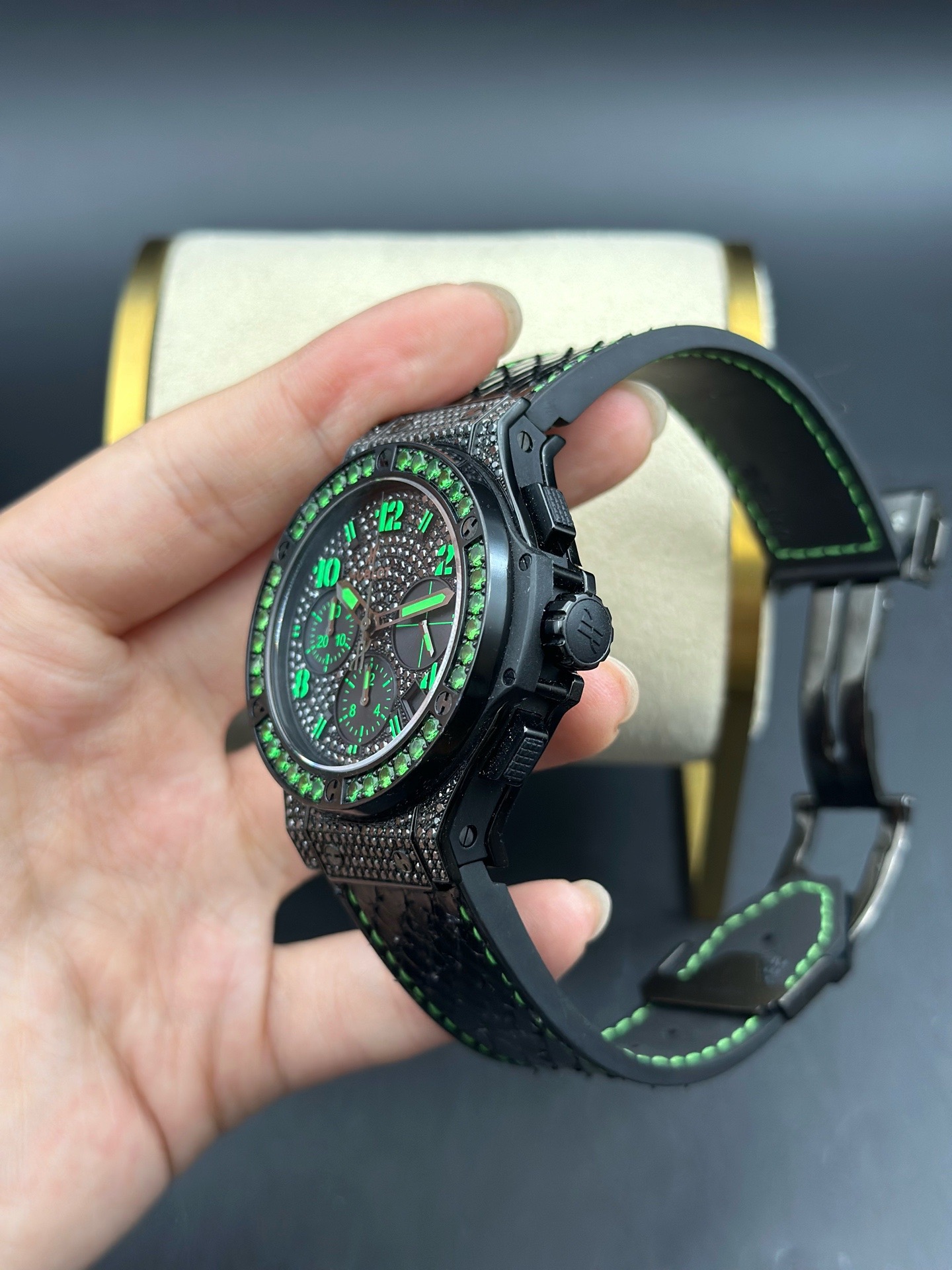 Hublot 341.SV.9090.PR.0922 detail 4