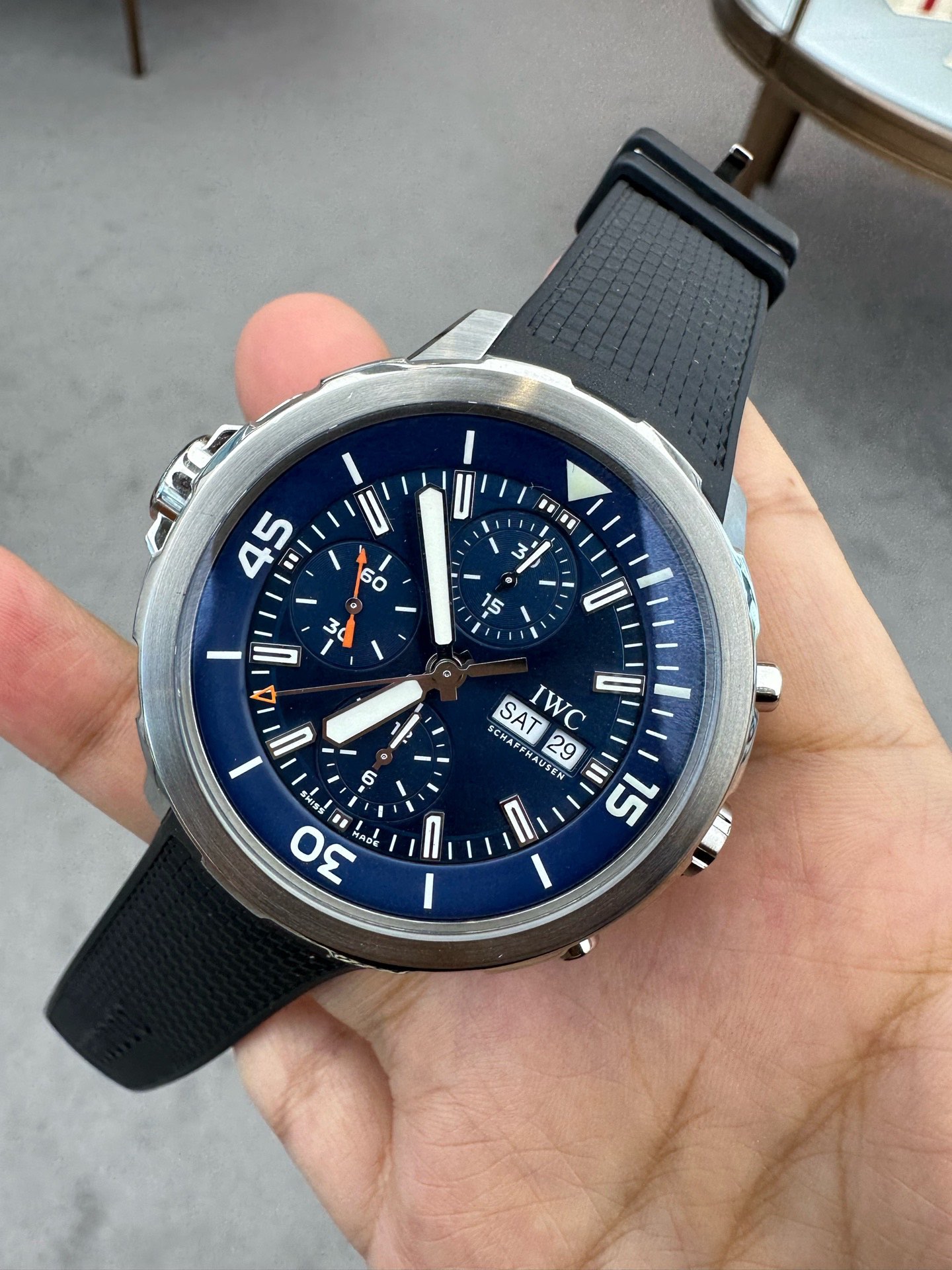 IWC 376806